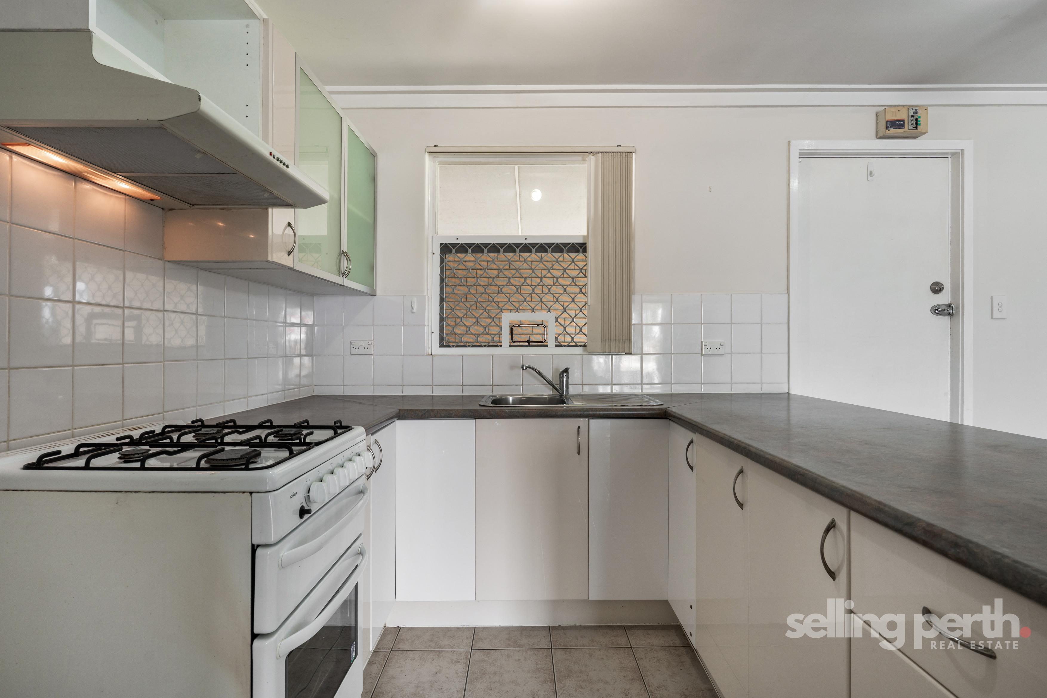 11 / 52 Sackville Terrace, Scarborough