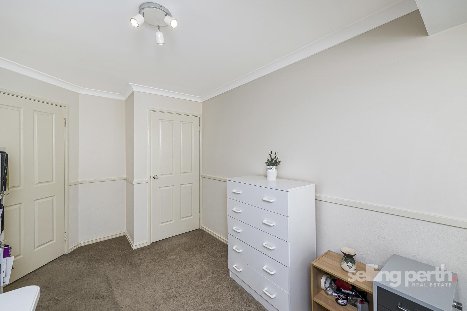 204 Currie Street, Warnbro