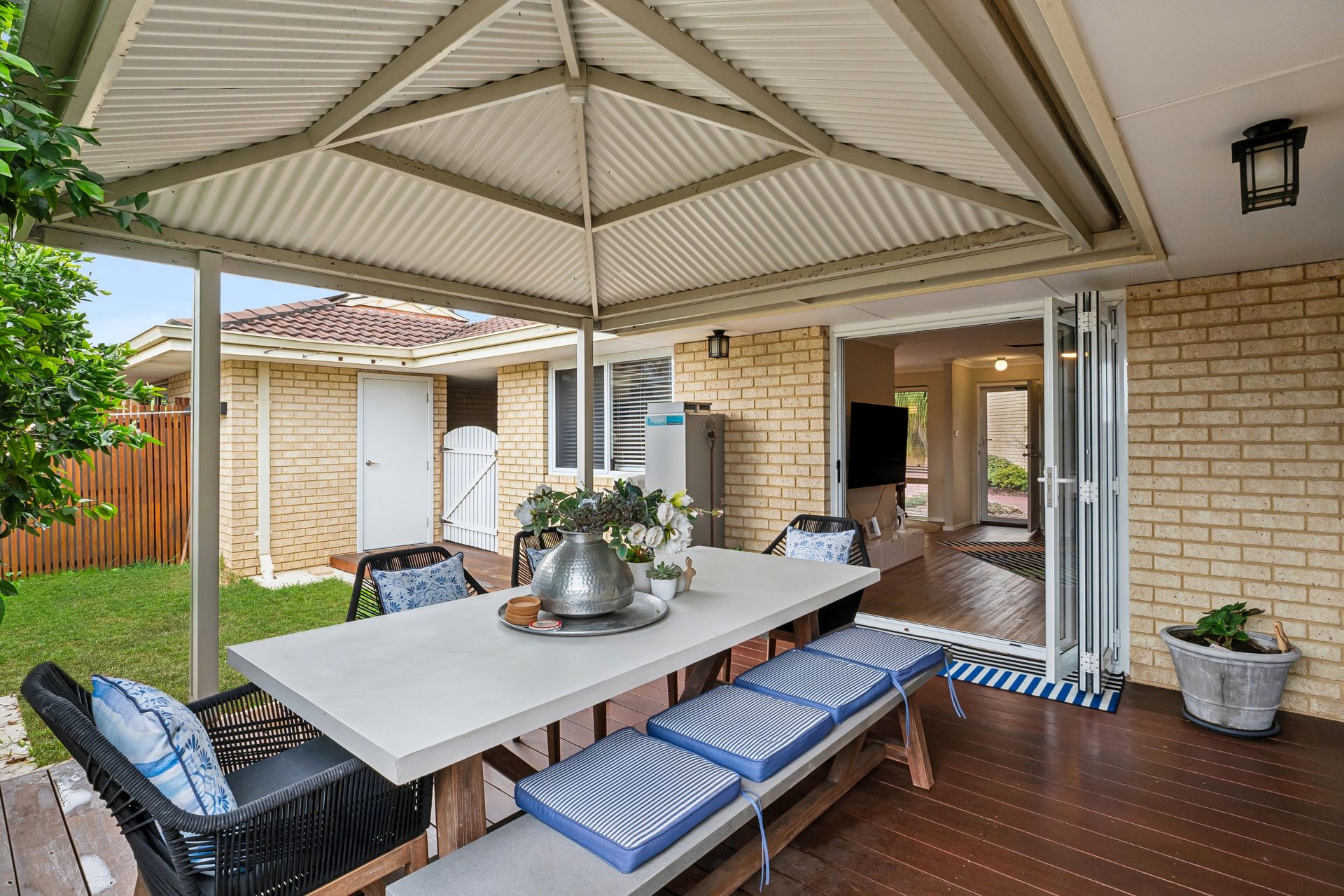 2 / 54 Stewart Street, Scarborough