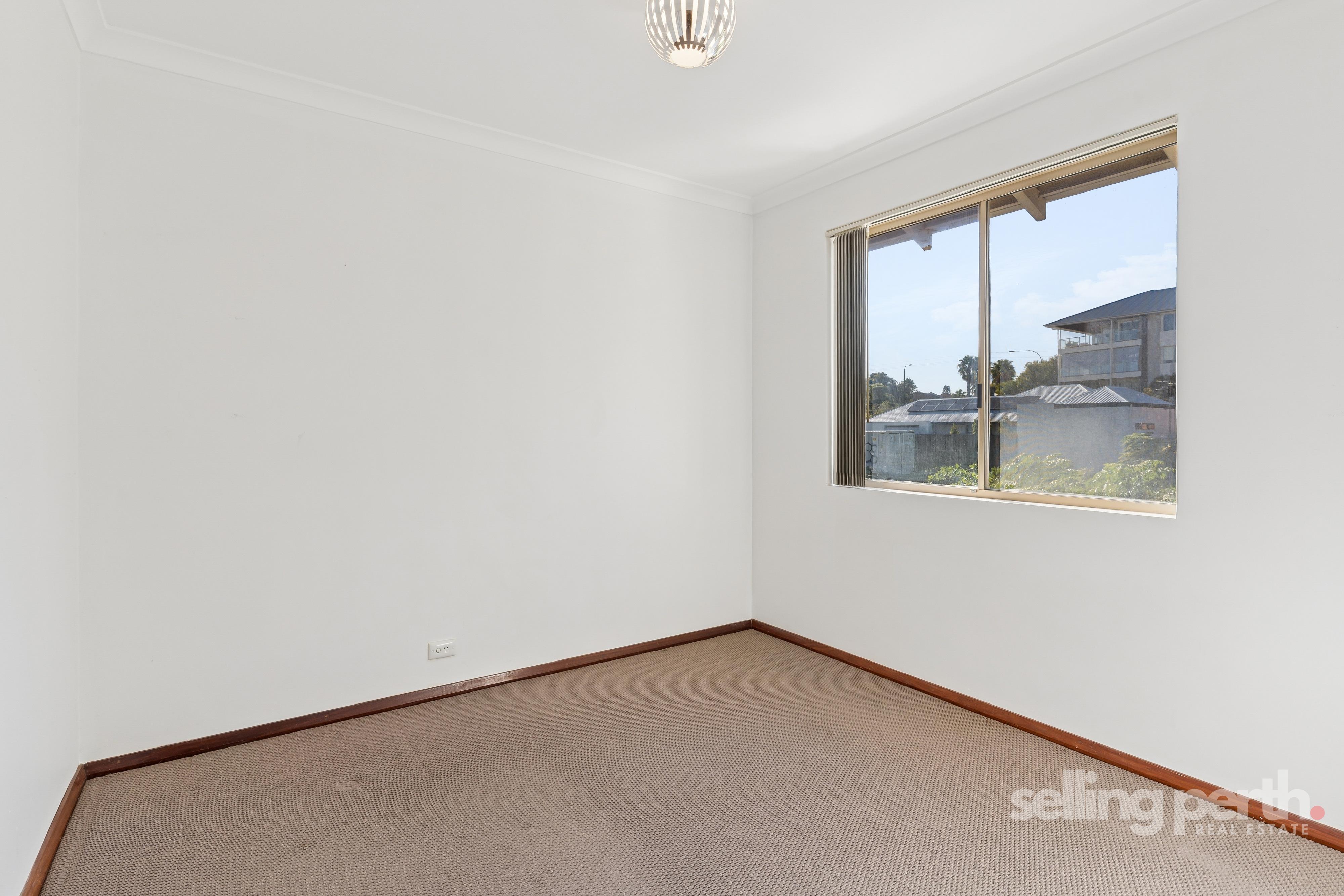 4 / 6 Mary Street, Como
