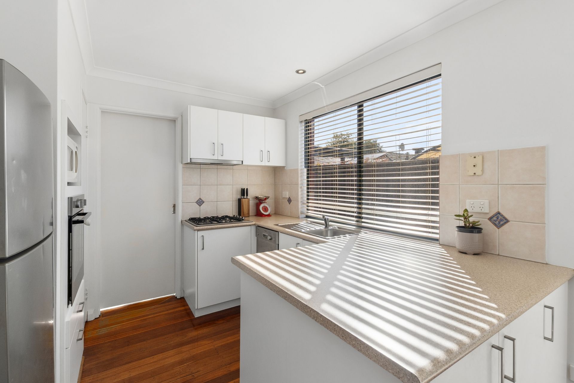 64A London Street, North Perth
