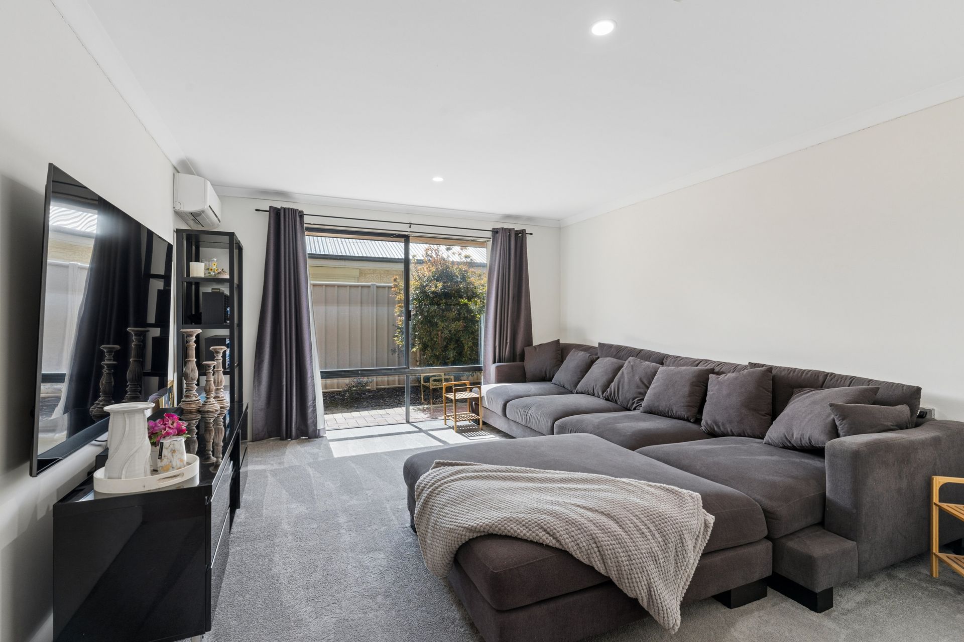 10 Teague Way, Lakelands