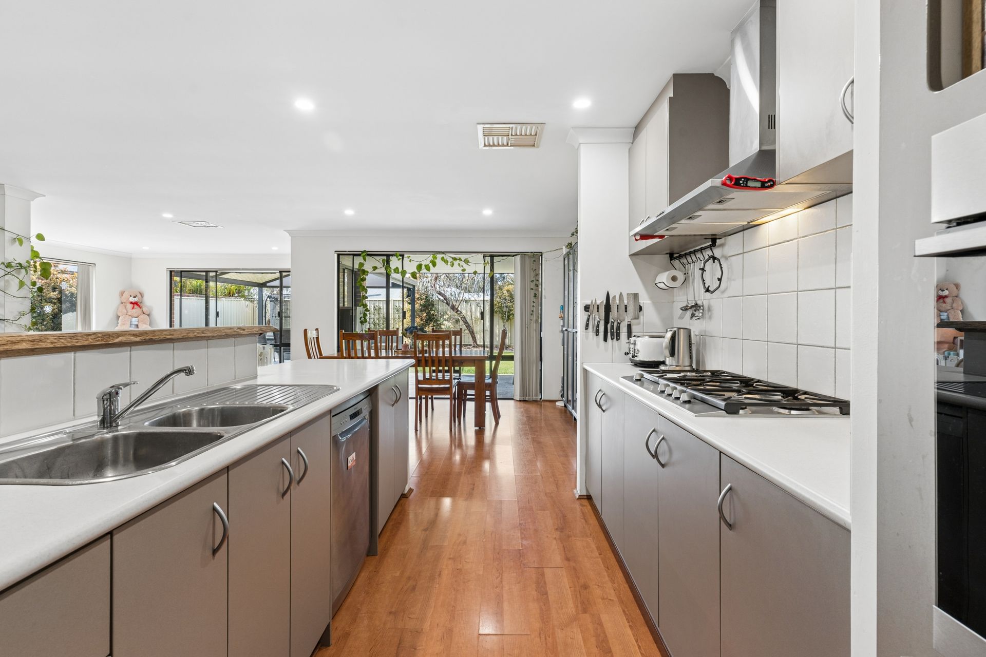 10 Teague Way, Lakelands