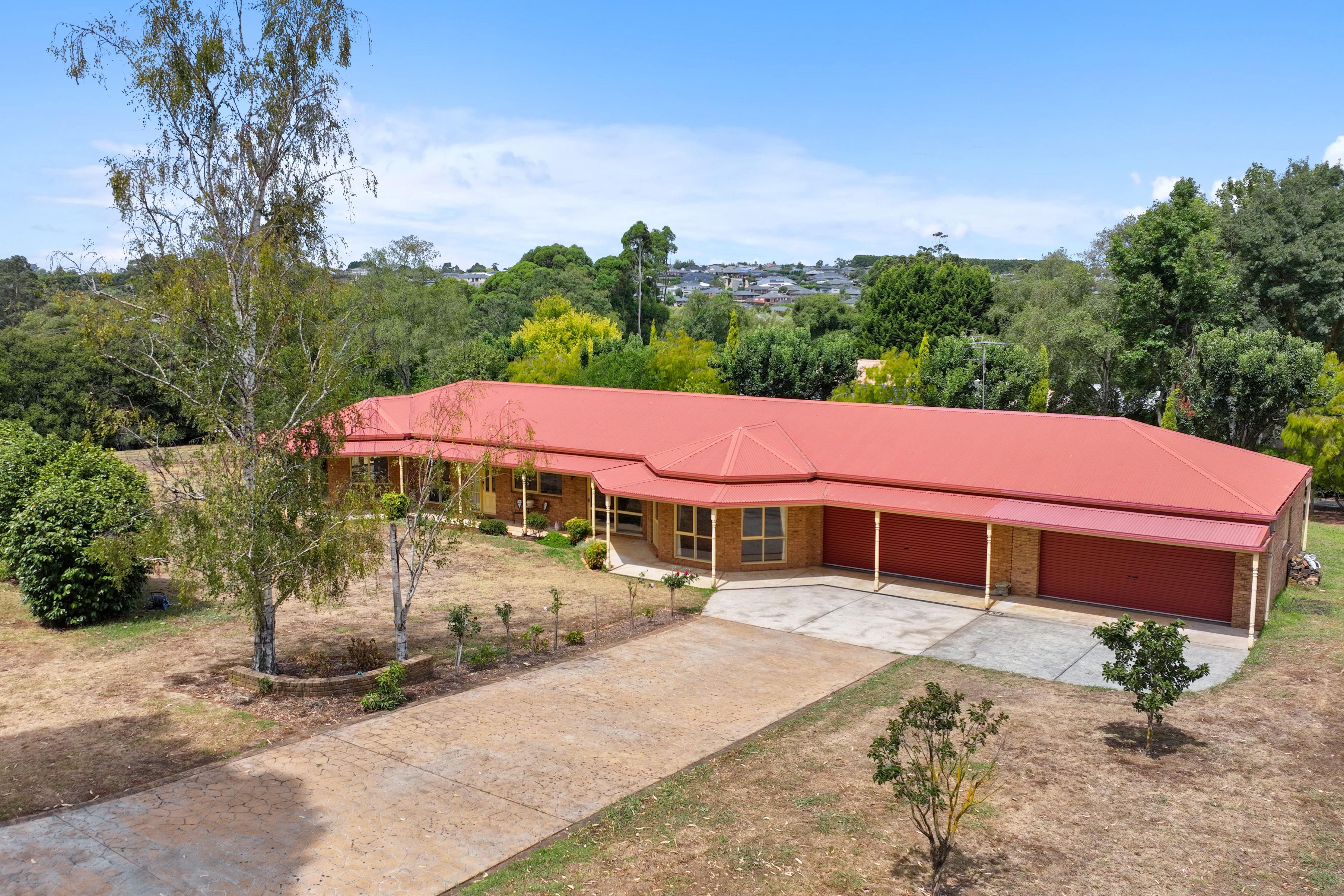 1 Surman Court, Drouin VIC 3818