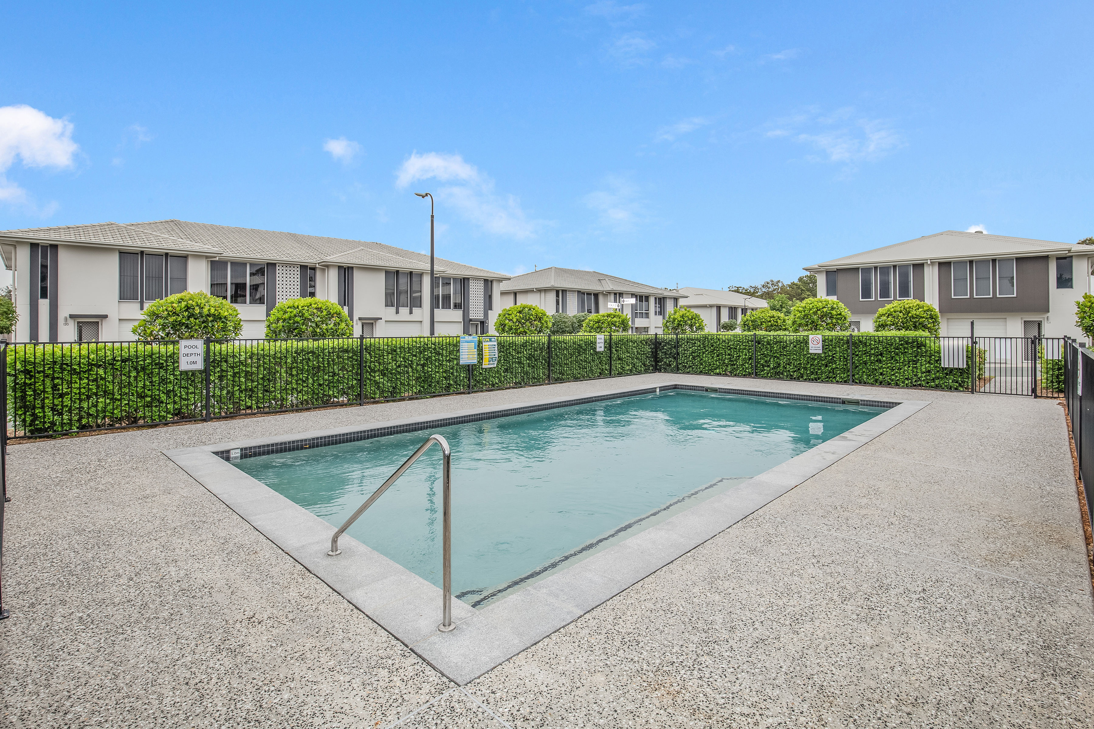 117/5 Angela Way, Pimpama QLD