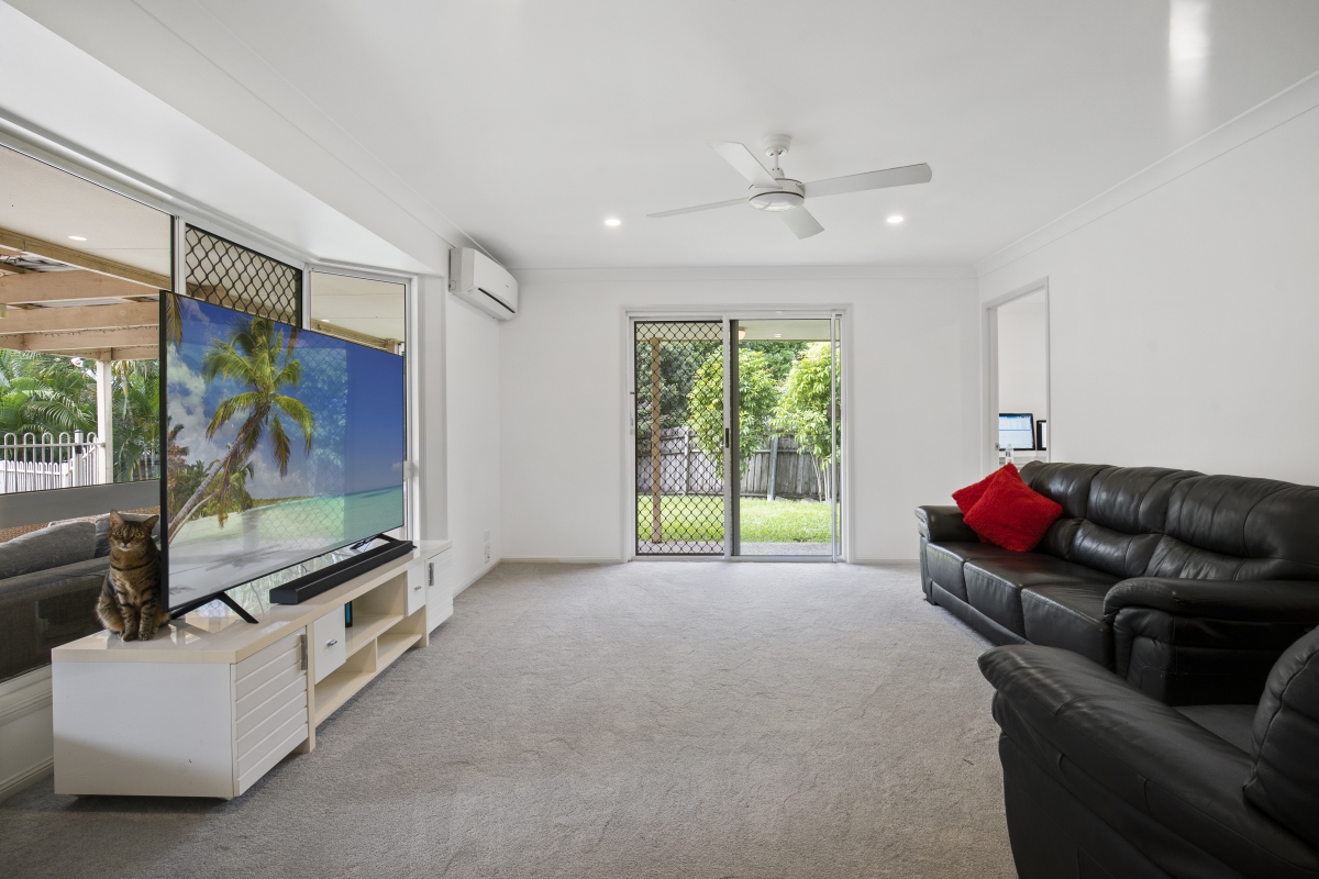 2 Zoeller Drive, Parkwood QLD