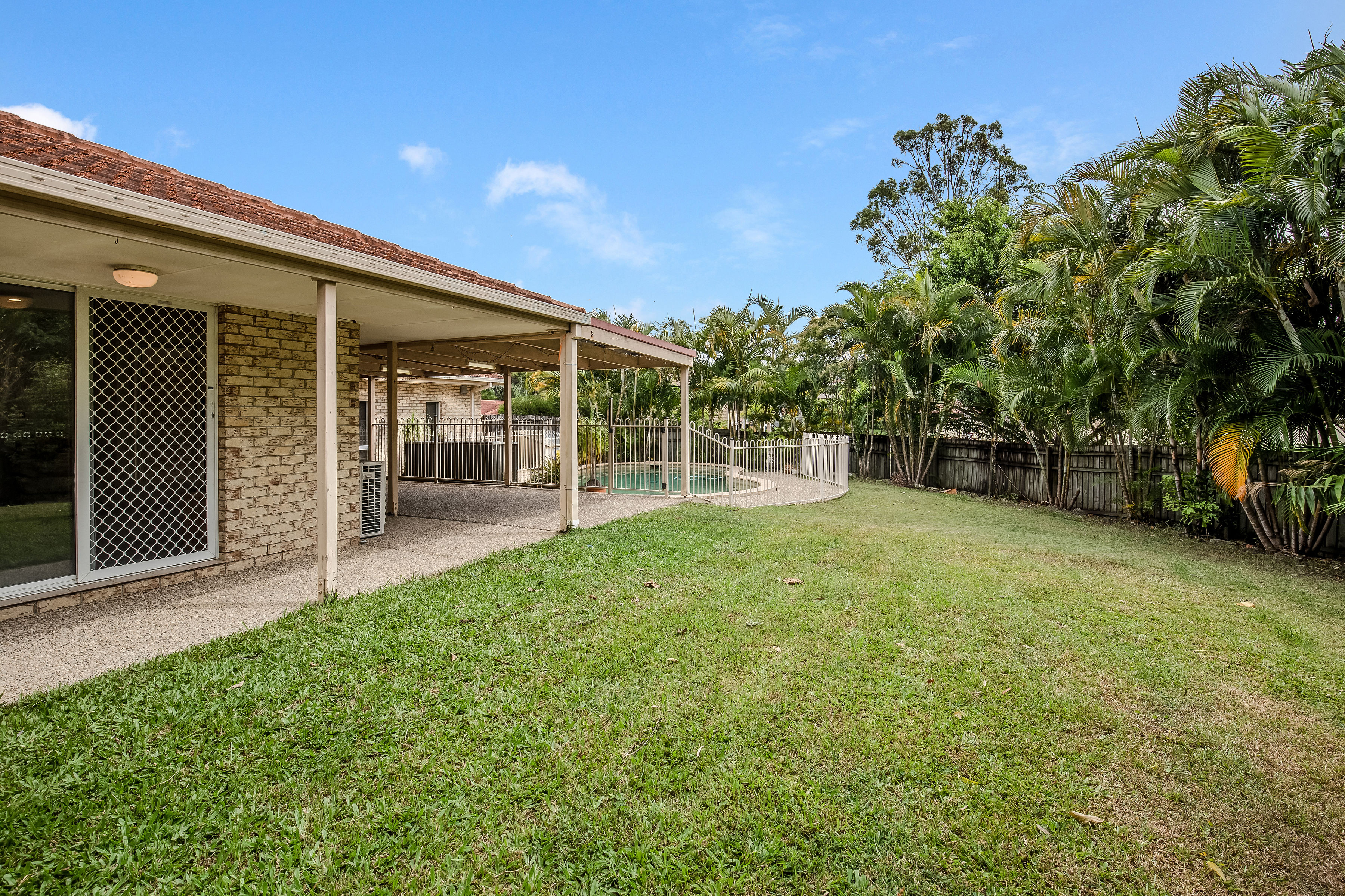 2 Zoeller Drive, Parkwood QLD