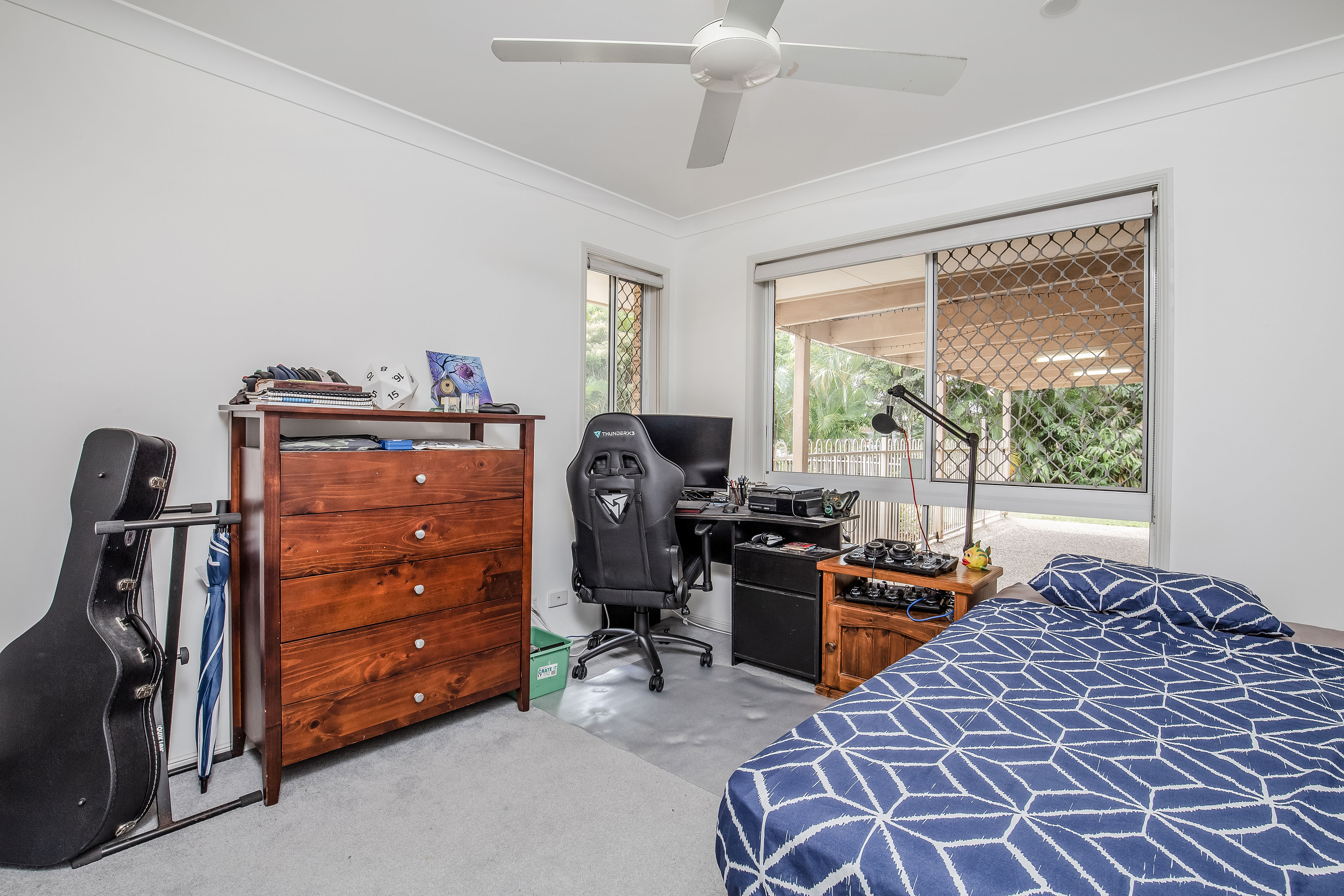 2 Zoeller Drive, Parkwood QLD