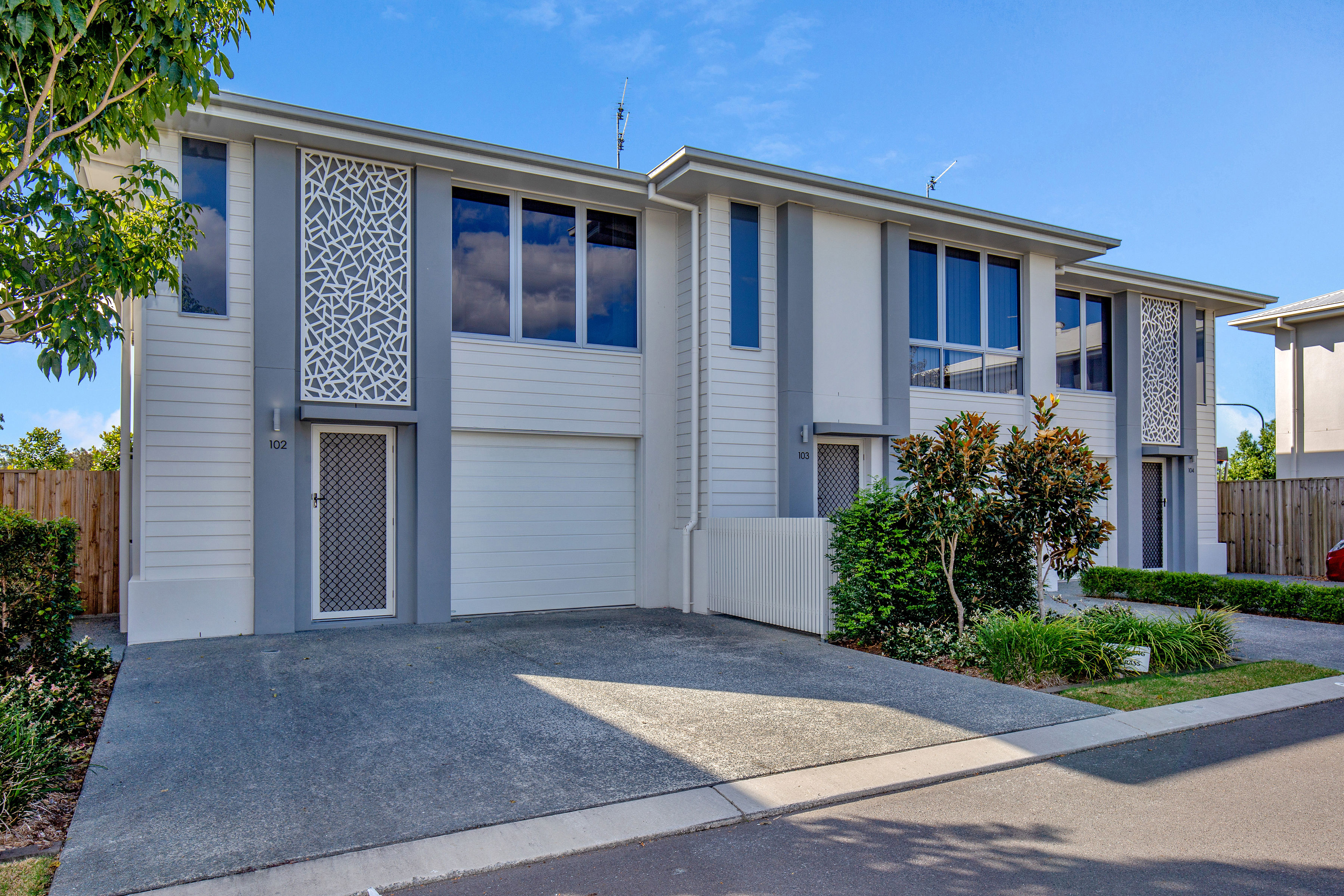 102/188 Gainsborough Drive, Pimpama QLD