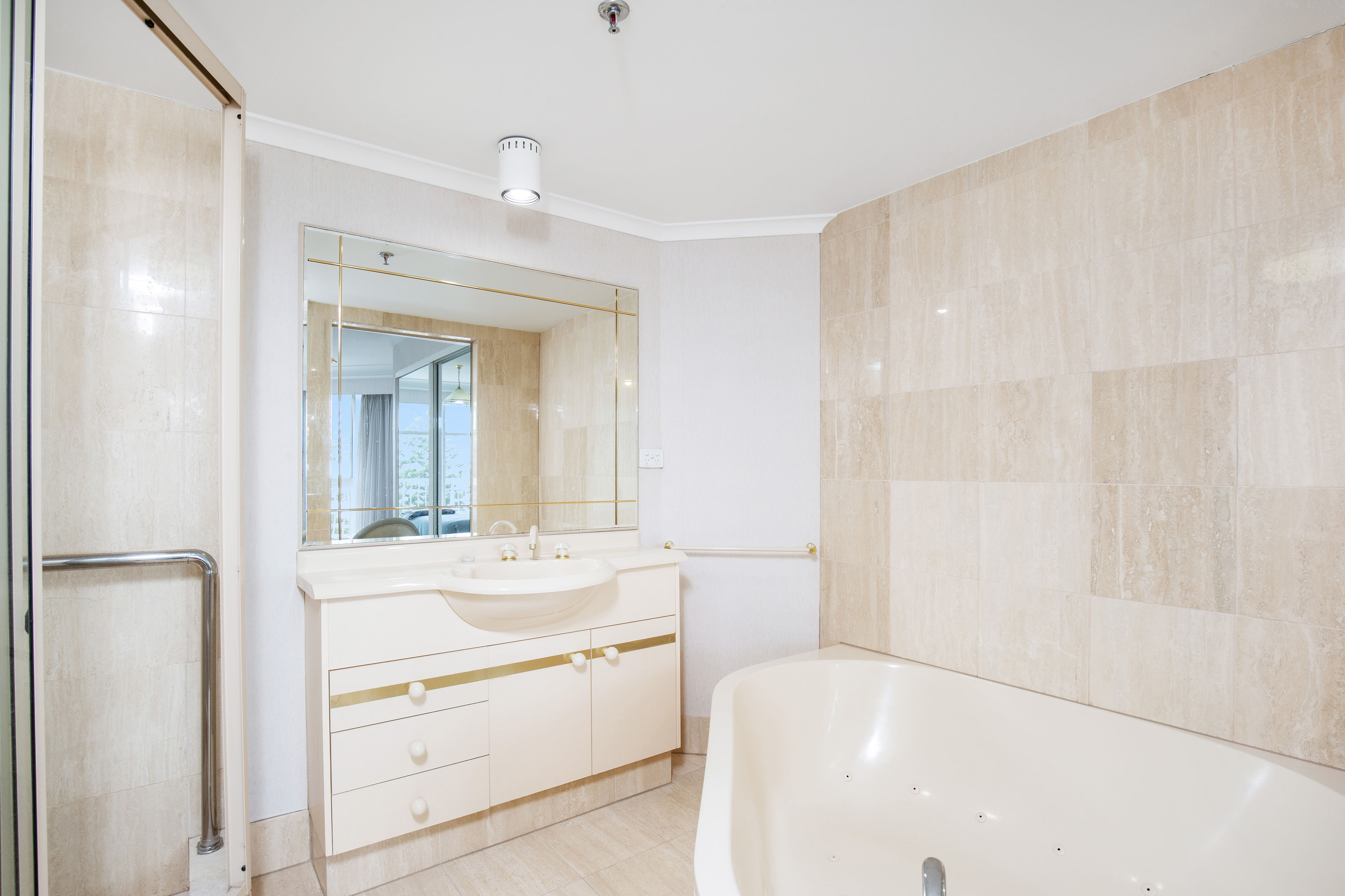 5B/238 The Esplanade, Miami QLD