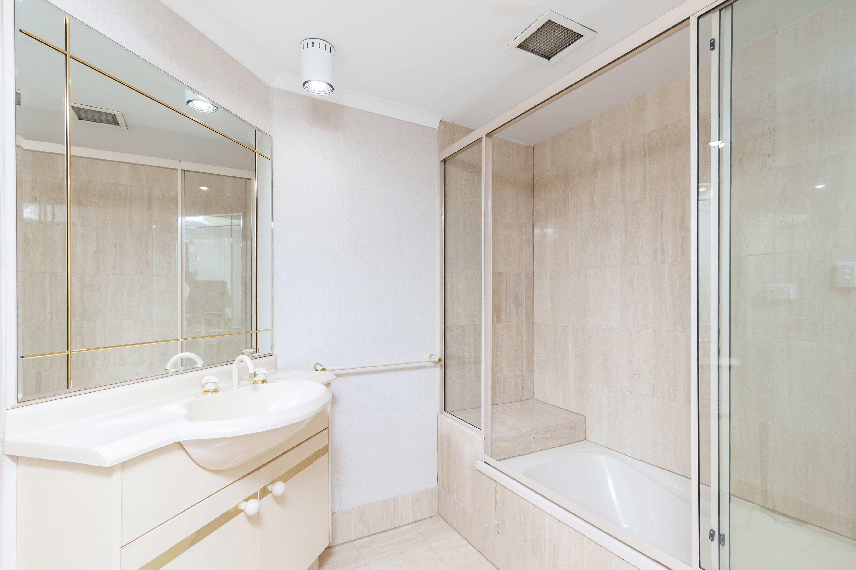 5B/238 The Esplanade, Miami QLD