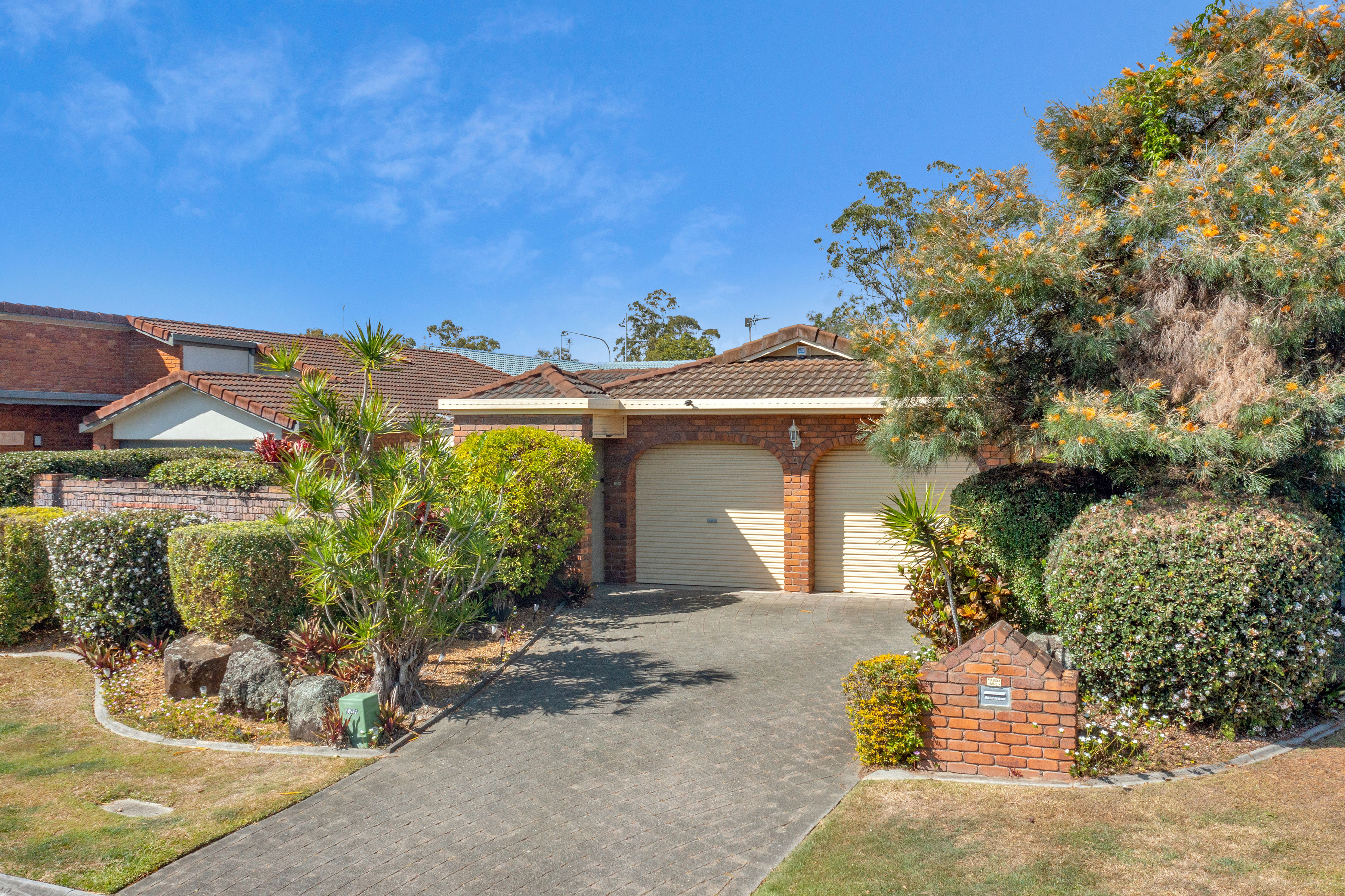 5 Roseville Court, Robina QLD