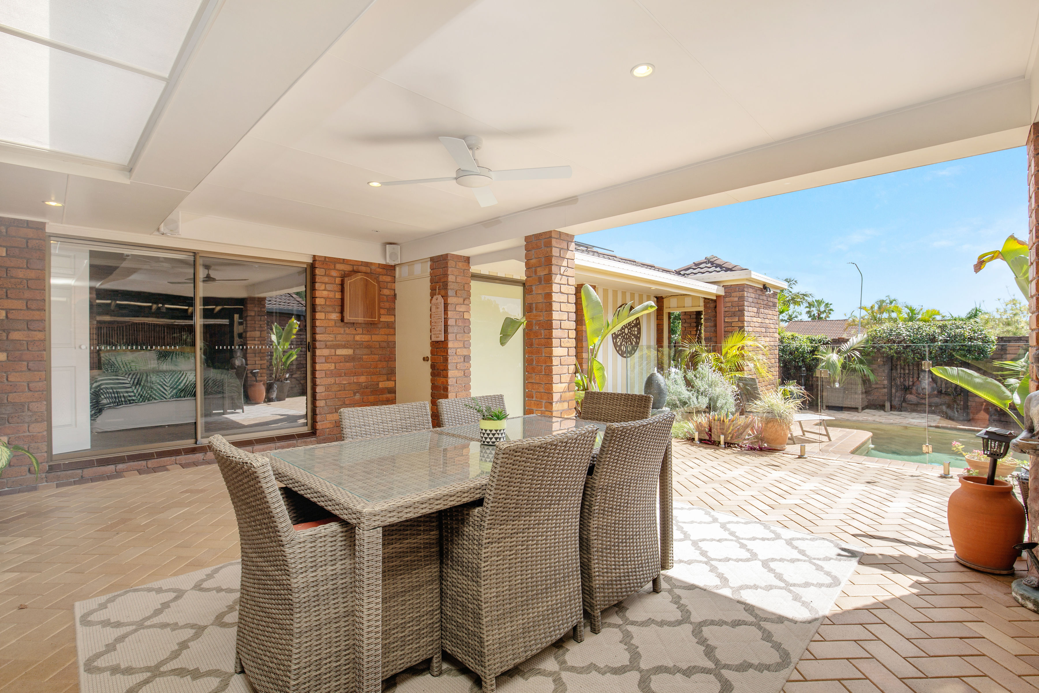 5 Roseville Court, Robina QLD