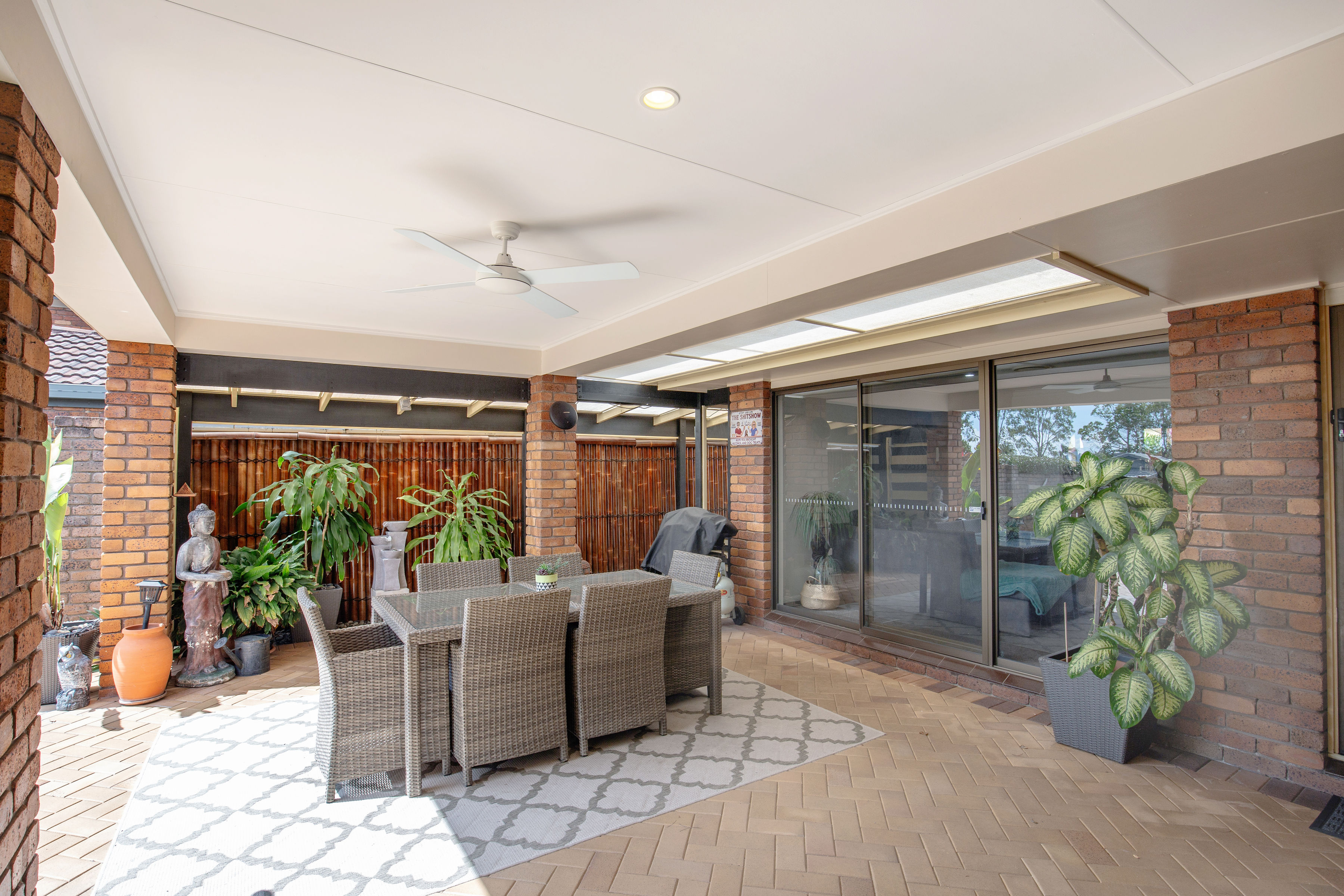 5 Roseville Court, Robina QLD