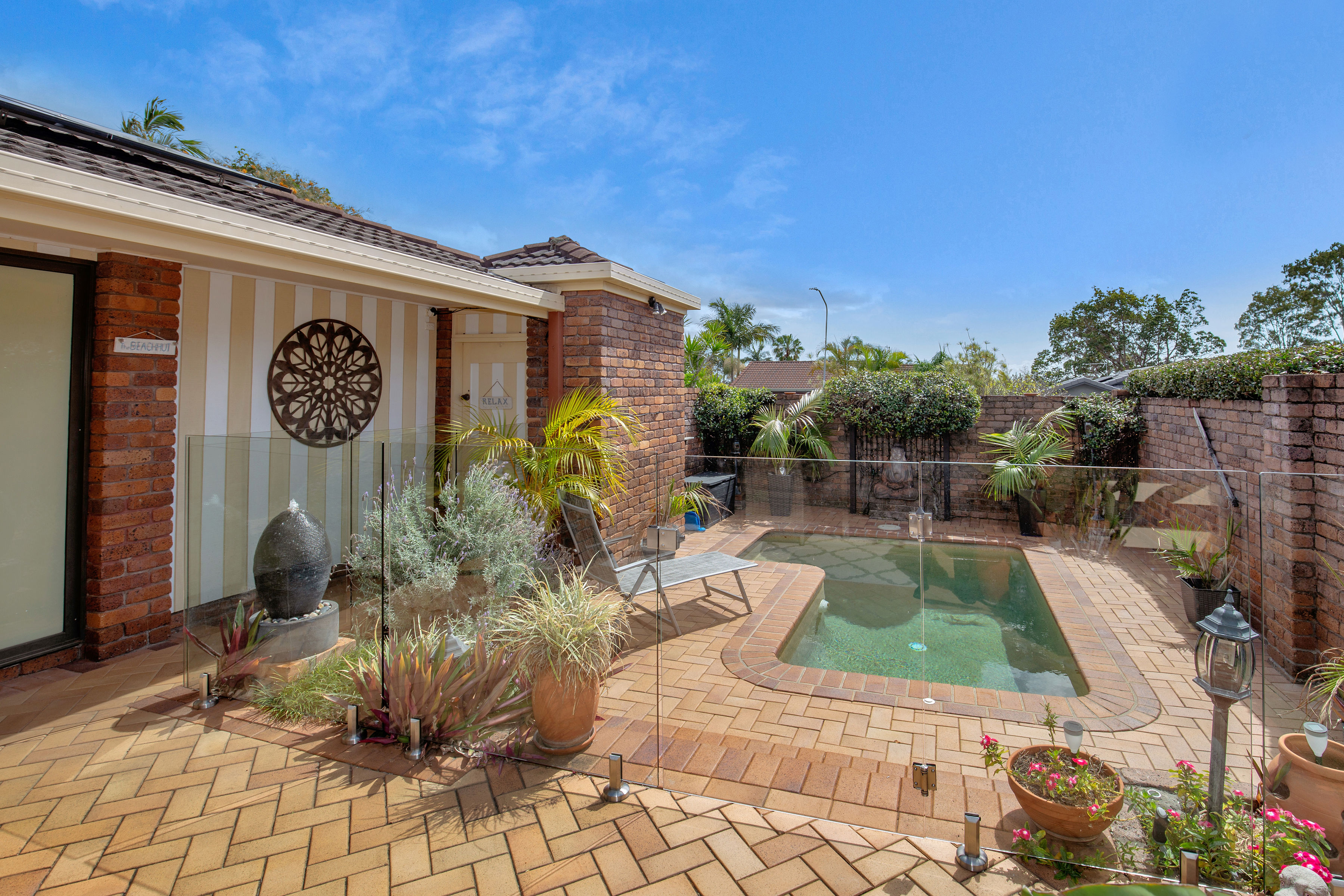 5 Roseville Court, Robina QLD