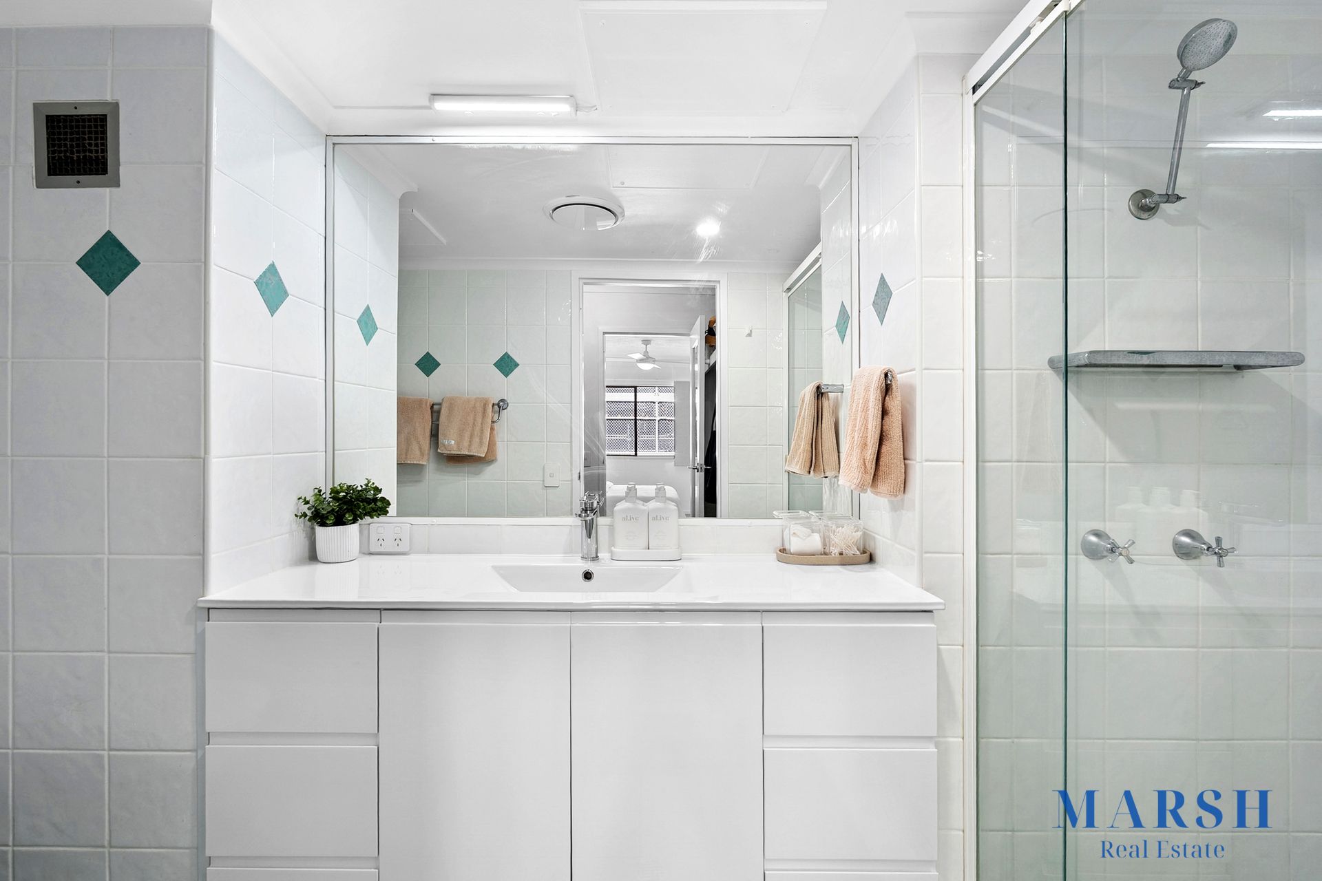 Level 1, 8/24 Chelsea Avenue, Broadbeach QLD