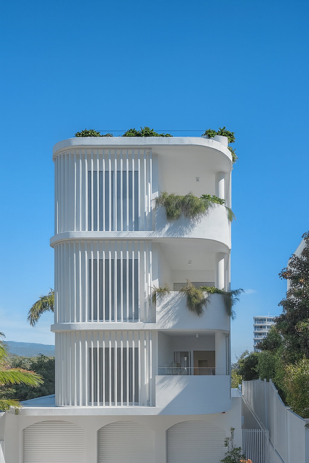 16 West Burleigh Road, Burleigh Heads QLD