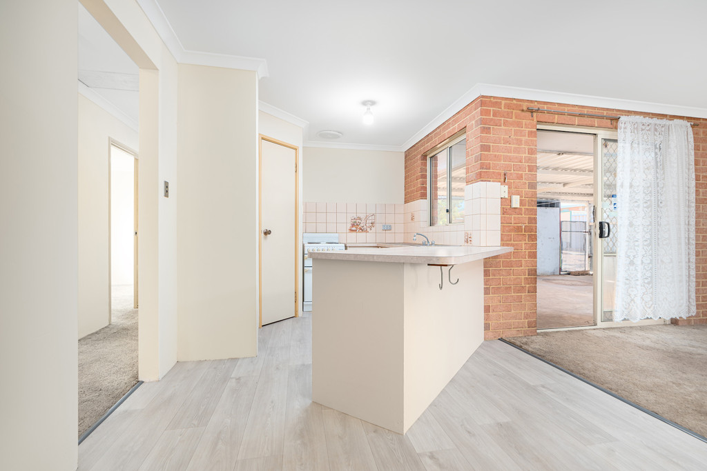 18 Naomi Way, KARLOO WA 6530, Karloo - Thumbnail 6