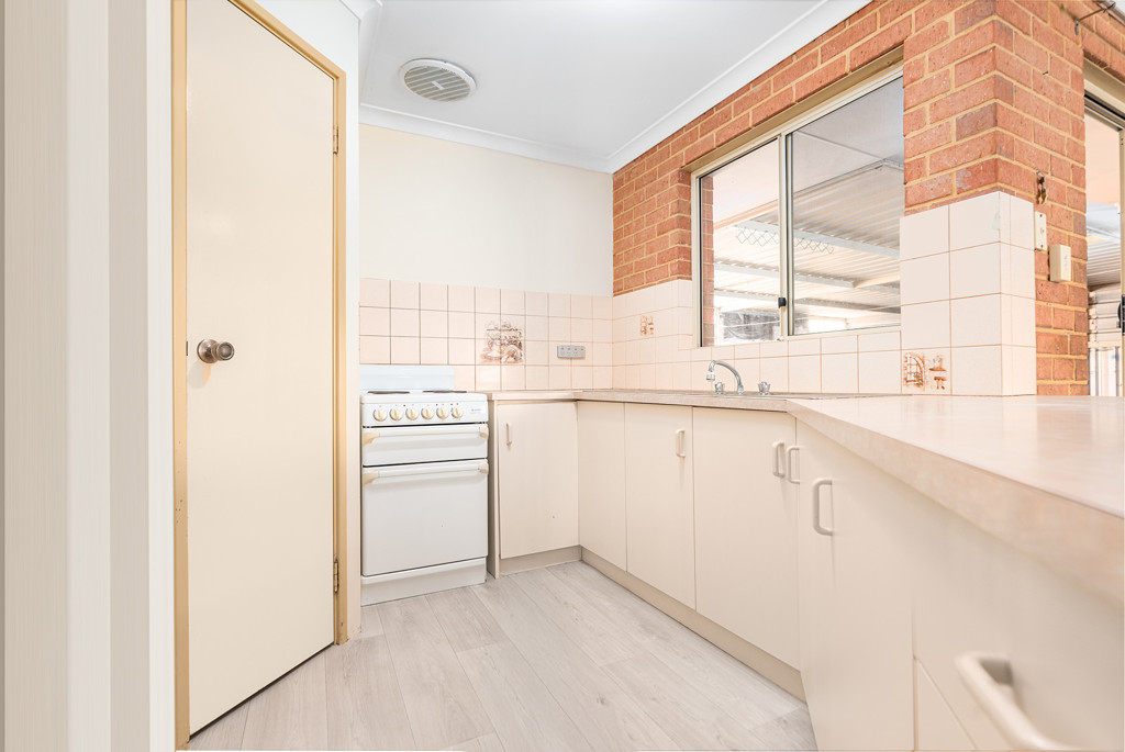 18 Naomi Way, KARLOO WA 6530, Karloo - Thumbnail 7
