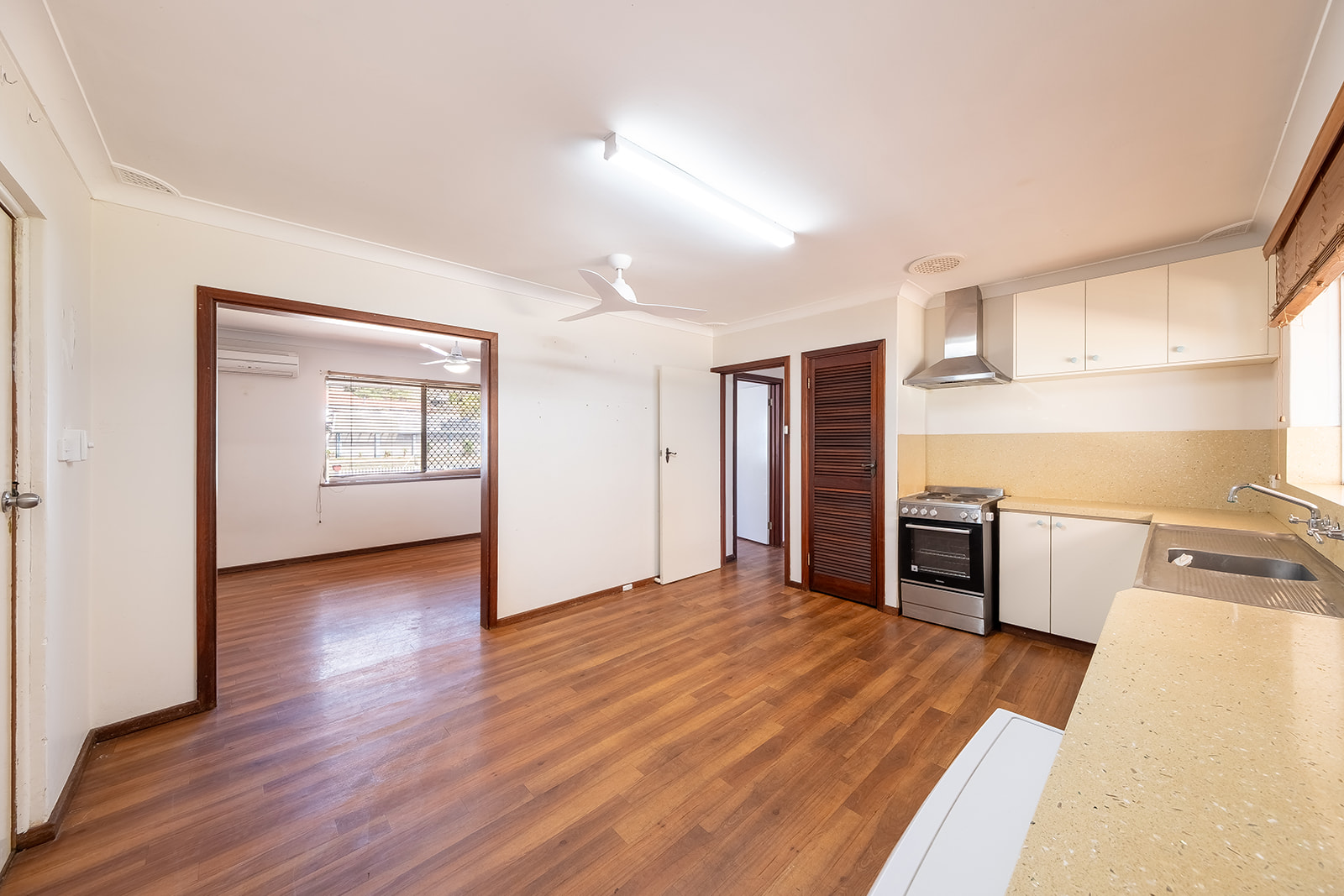 7 Eric Street, GERALDTON WA 6530, Geraldton - Thumbnail 6