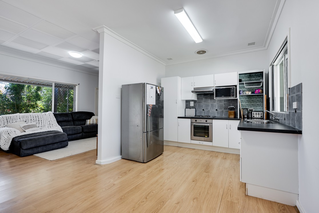 255 Eighth Street, WONTHELLA WA 6530, Wonthella - Thumbnail 7
