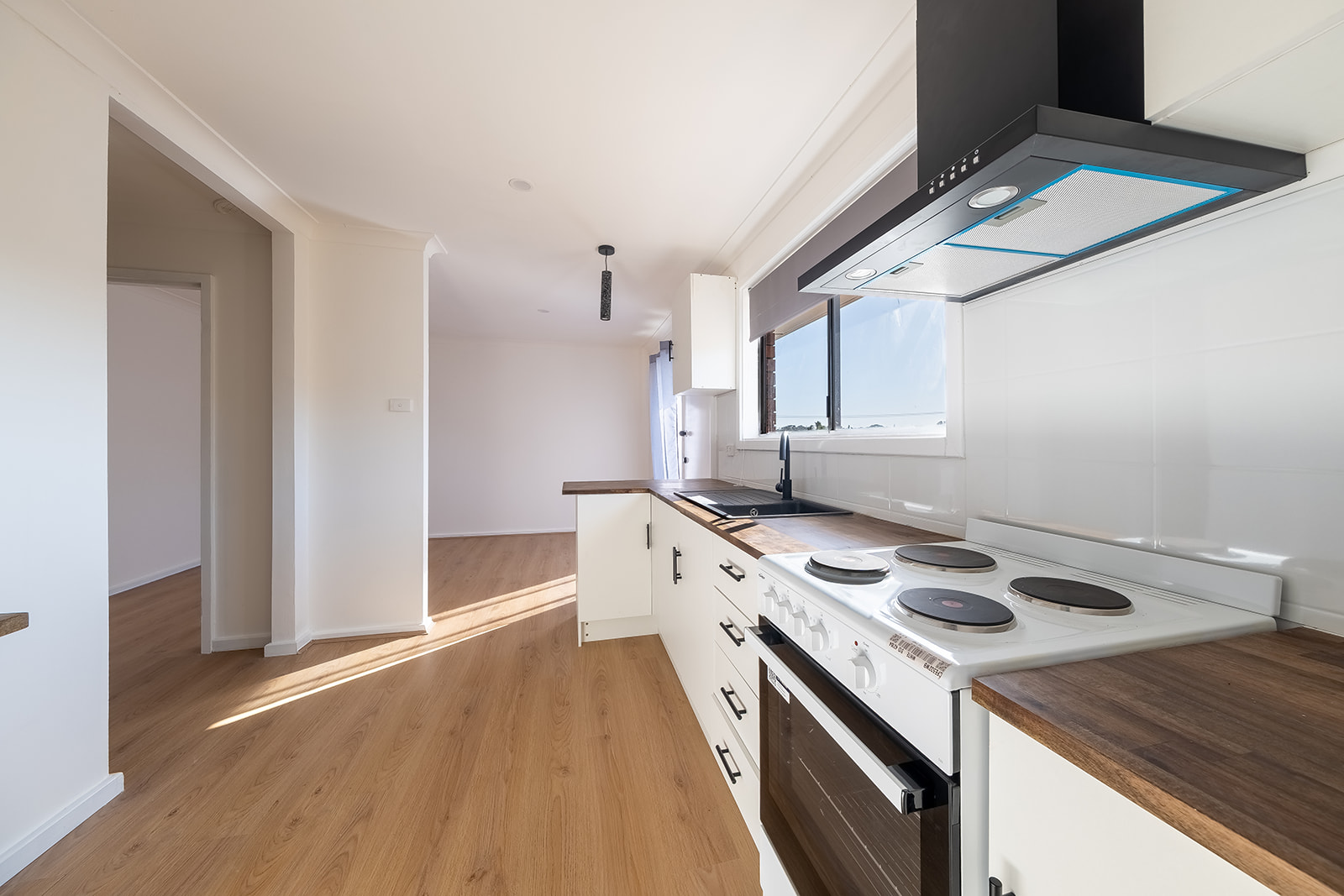 134 Abraham Street, KARLOO WA 6530, Karloo - Thumbnail 4