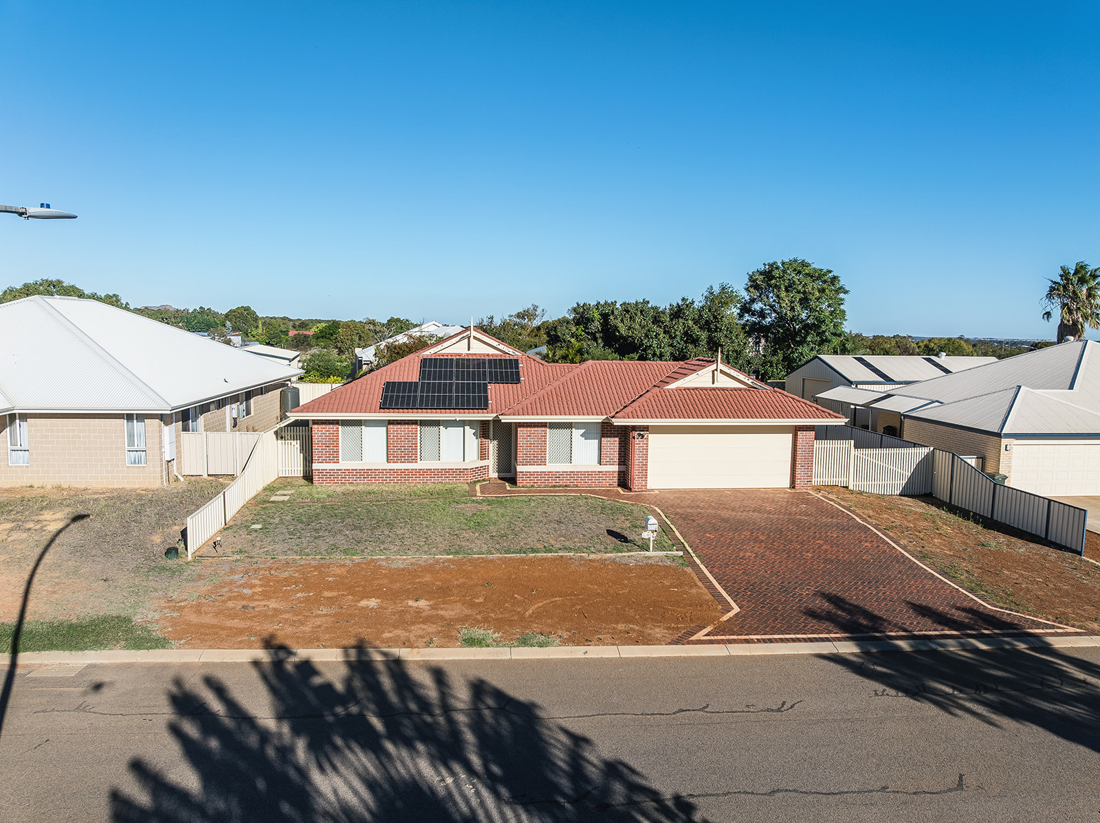 27 Ego Creek Loop, WAGGRAKINE WA 6530, Waggrakine - Thumbnail 3