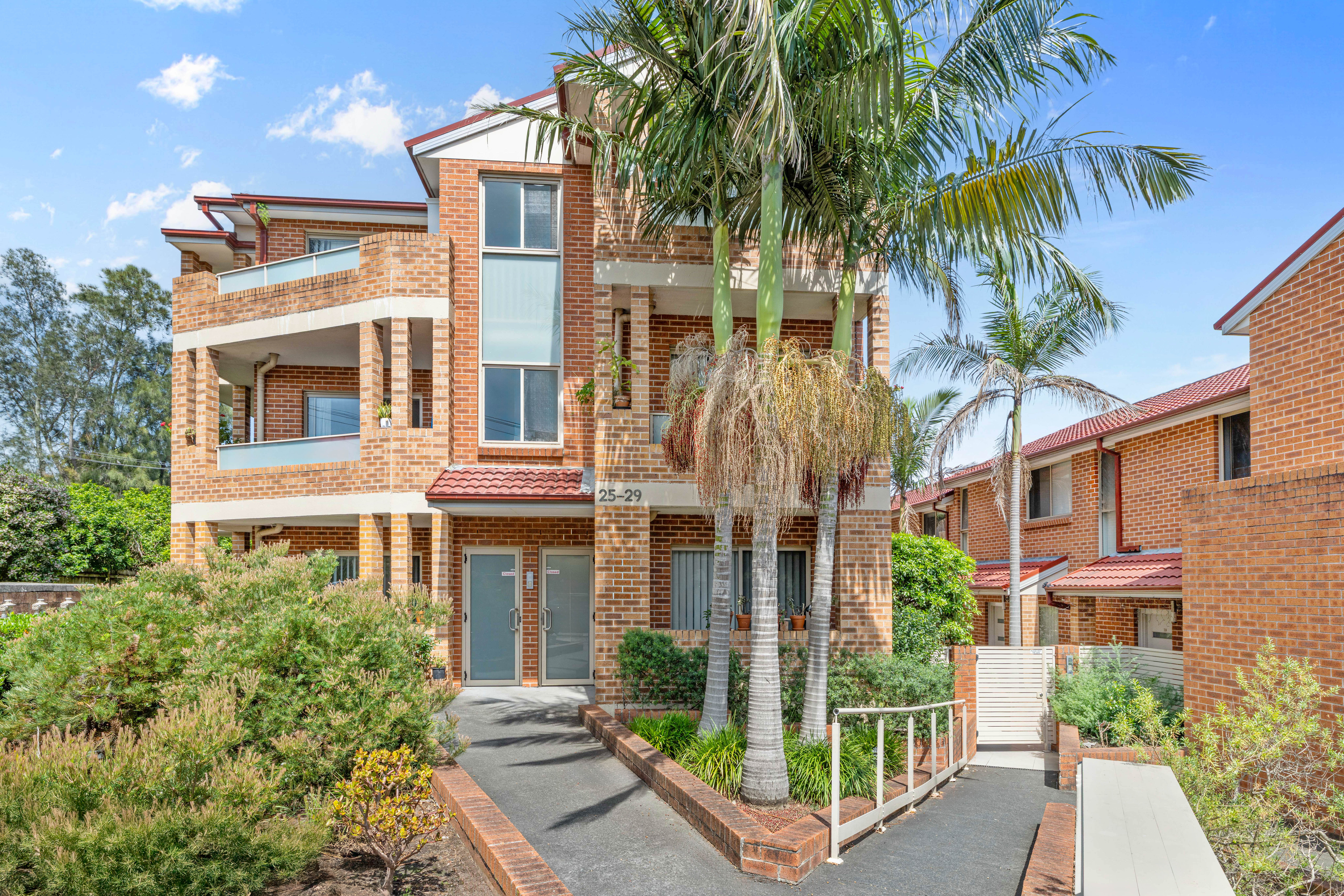 18/25-29 Marlowe Street, Campsie For Lease by ArthurJames Real Estate (formerly Robert R. Andrews)