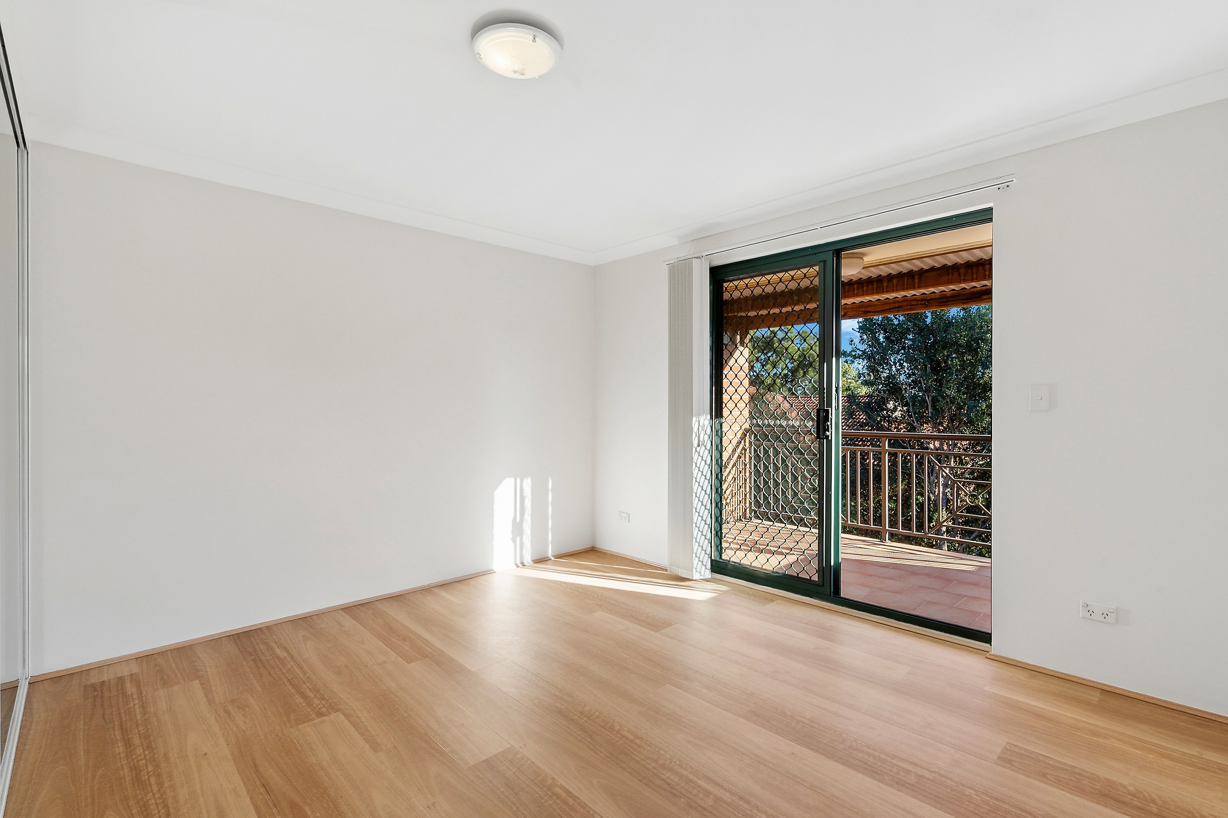 14/31-35 Loftus Street, Campsie Leased by ArthurJames Real Estate (formerly Robert R. Andrews) - image 2