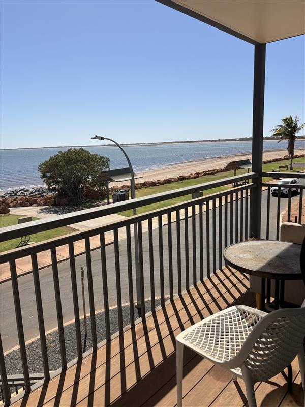 6/9 First Avenue, ONSLOW WA 6710