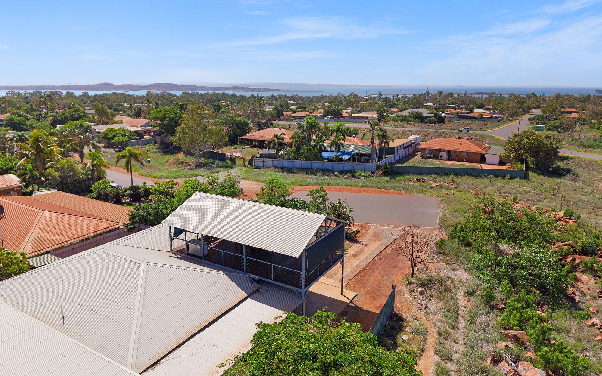 20 Flinders Crescent, DAMPIER WA 6713, Dampier - Thumbnail 3