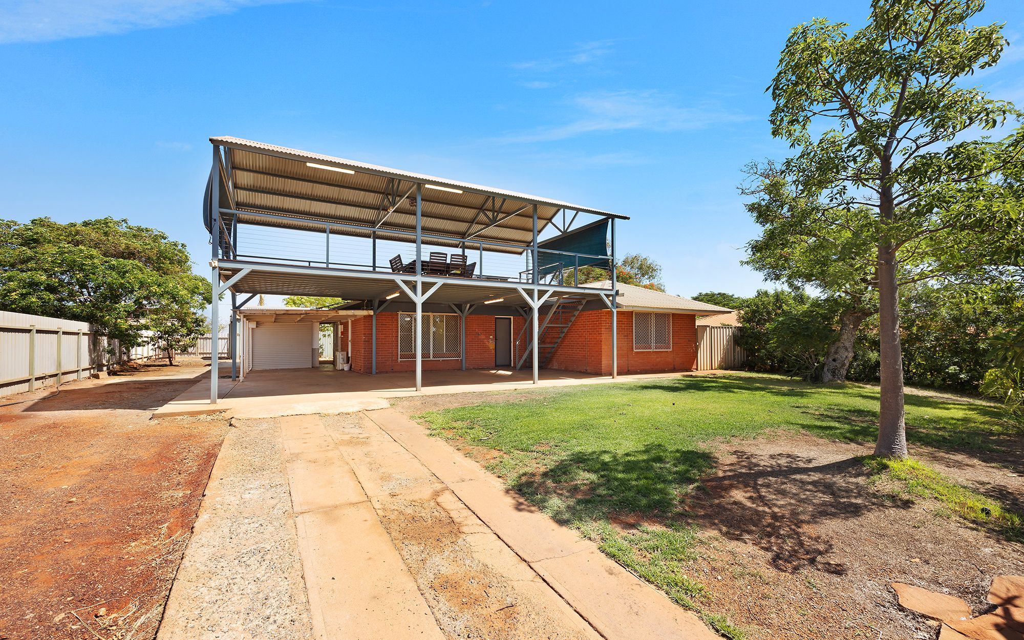 20 Flinders Crescent, DAMPIER WA 6713, Dampier - Thumbnail 2