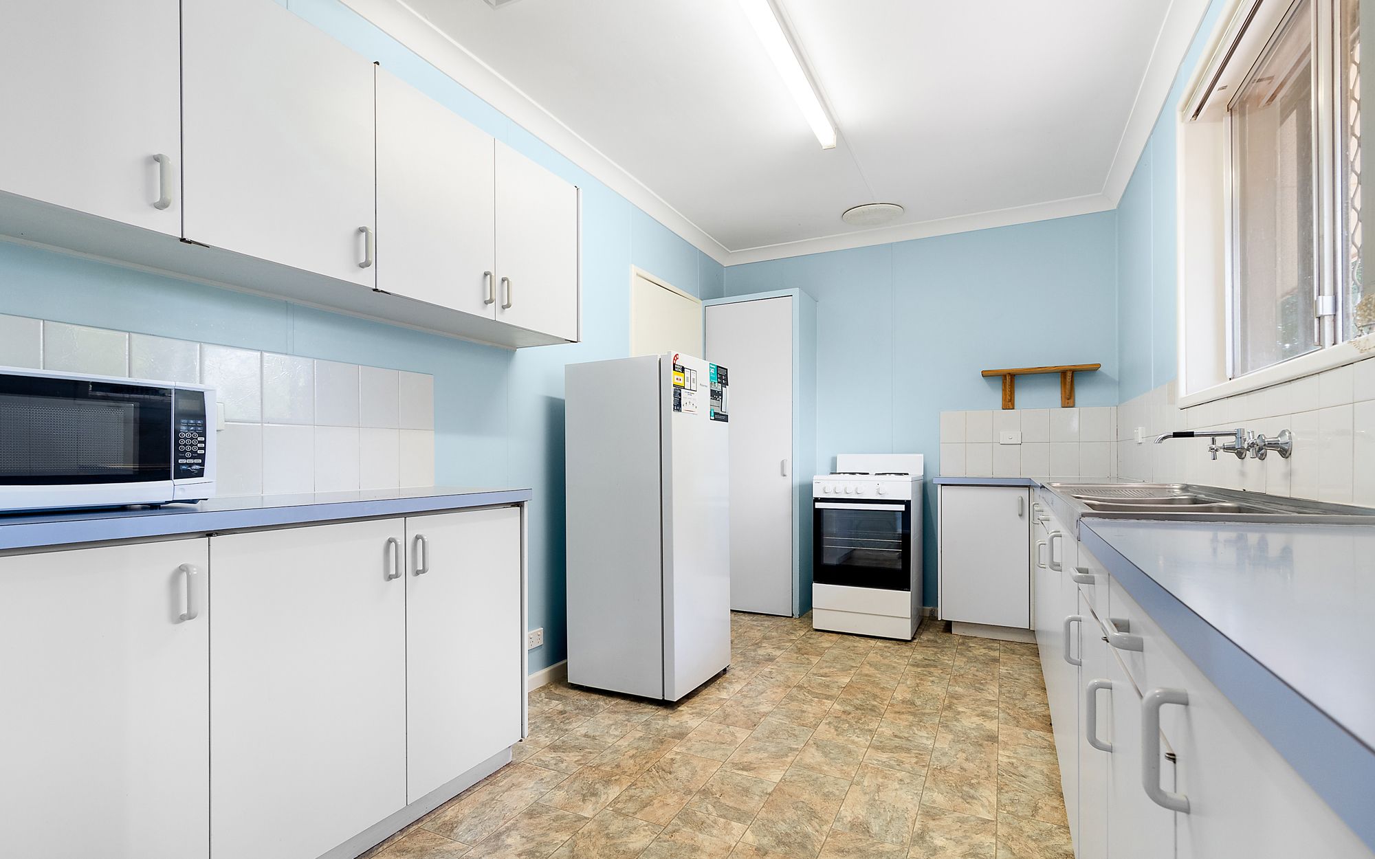 7 Burke Crescent, DAMPIER WA 6713, Dampier - Thumbnail 4