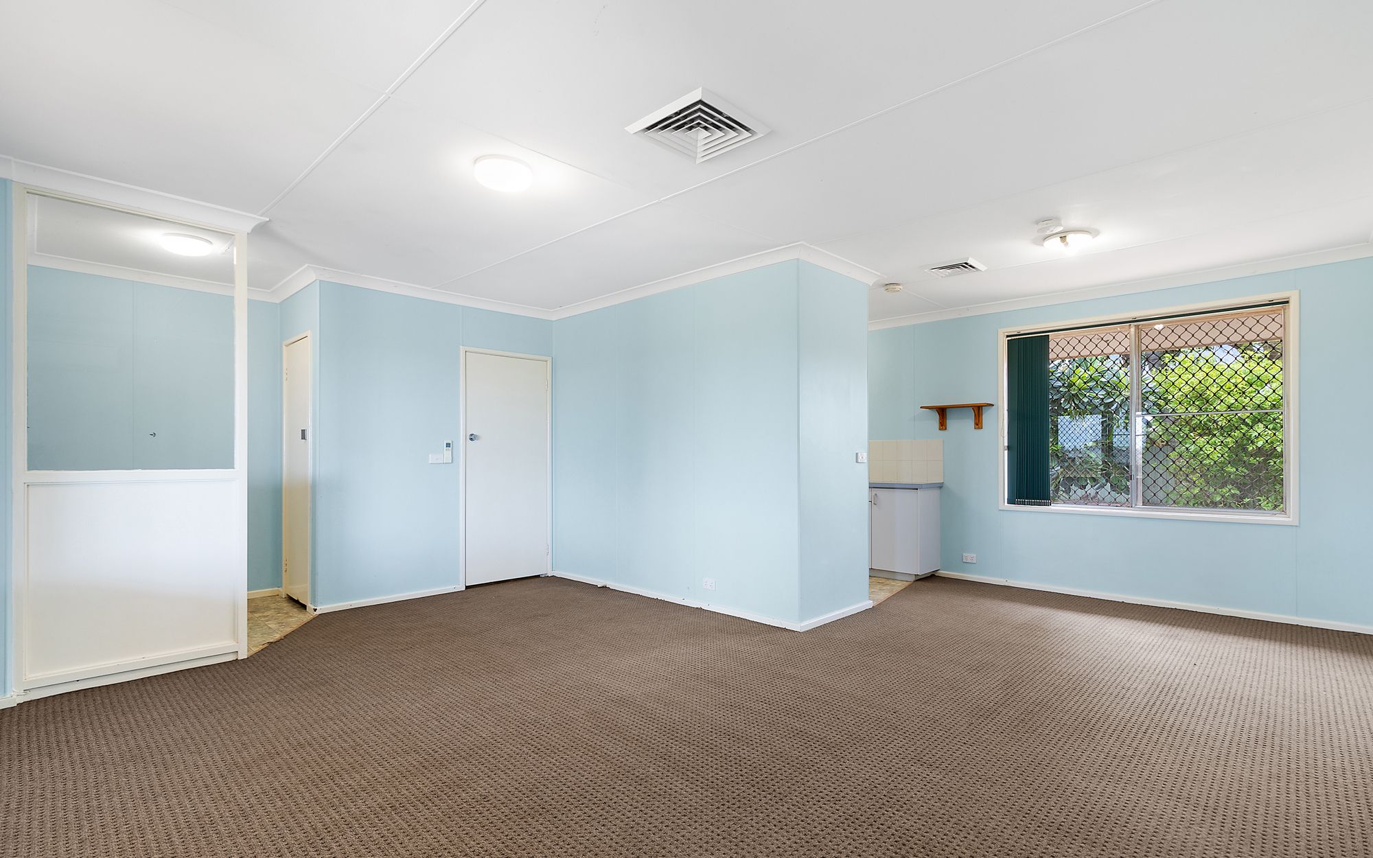 7 Burke Crescent, DAMPIER WA 6713, Dampier - Thumbnail 2