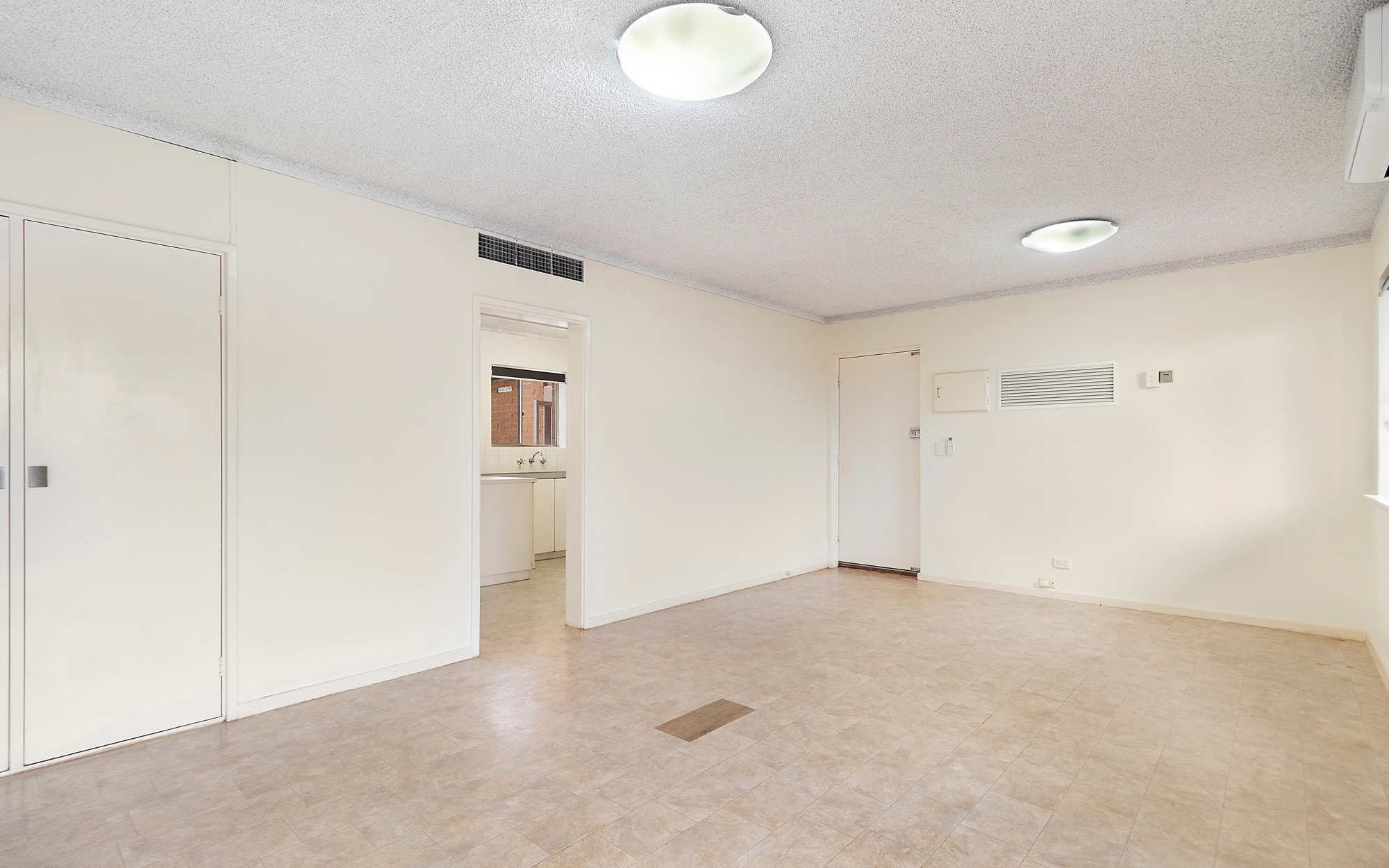 8/41 Hill Road, DAMPIER WA 6713, Dampier - Thumbnail 5
