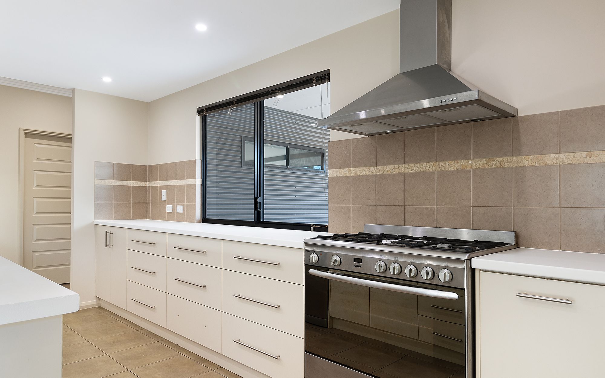 12 Yirrawari Street, BAYNTON WA 6714, Baynton - Thumbnail 4