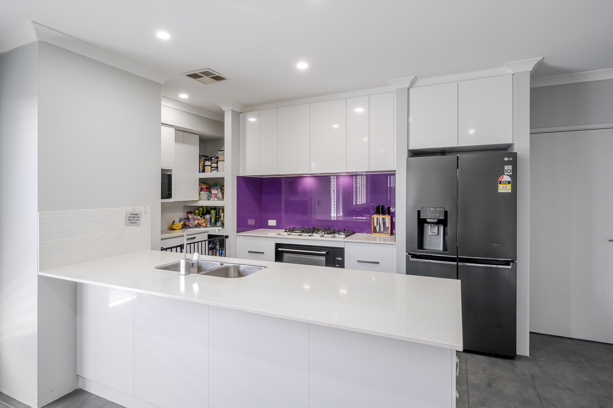 45 Lancewood Street, BANKSIA GROVE WA 6031, Banksia Grove - Thumbnail 4