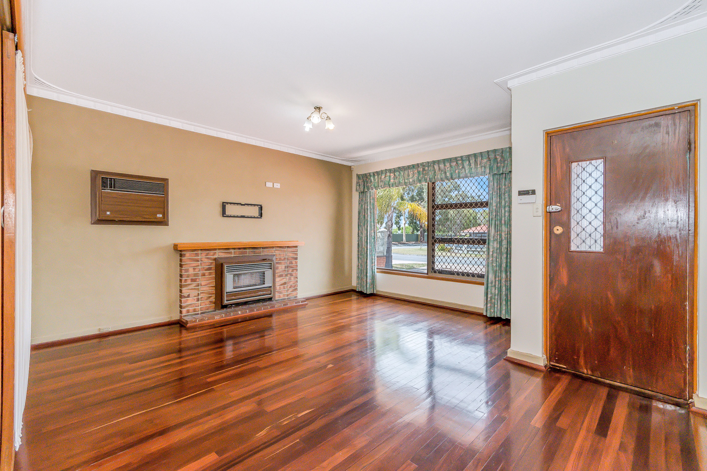 4 Mansell Street, MORLEY WA 6062, Morley - Thumbnail 2