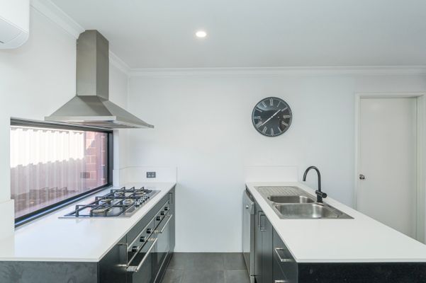 Coastal Comfort with Contemporary Style, 66 Montebello Boulevard, TWO ROCKS WA 6037, Two Rocks - Thumbnail 6