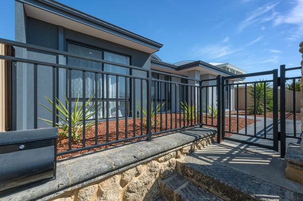 Coastal Comfort with Contemporary Style, 66 Montebello Boulevard, TWO ROCKS WA 6037, Two Rocks - Thumbnail 2