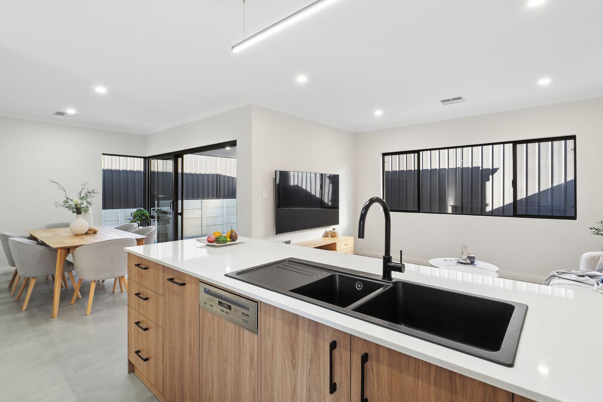 41 Hunter Way, PADBURY WA 6025, Padbury - Thumbnail 2
