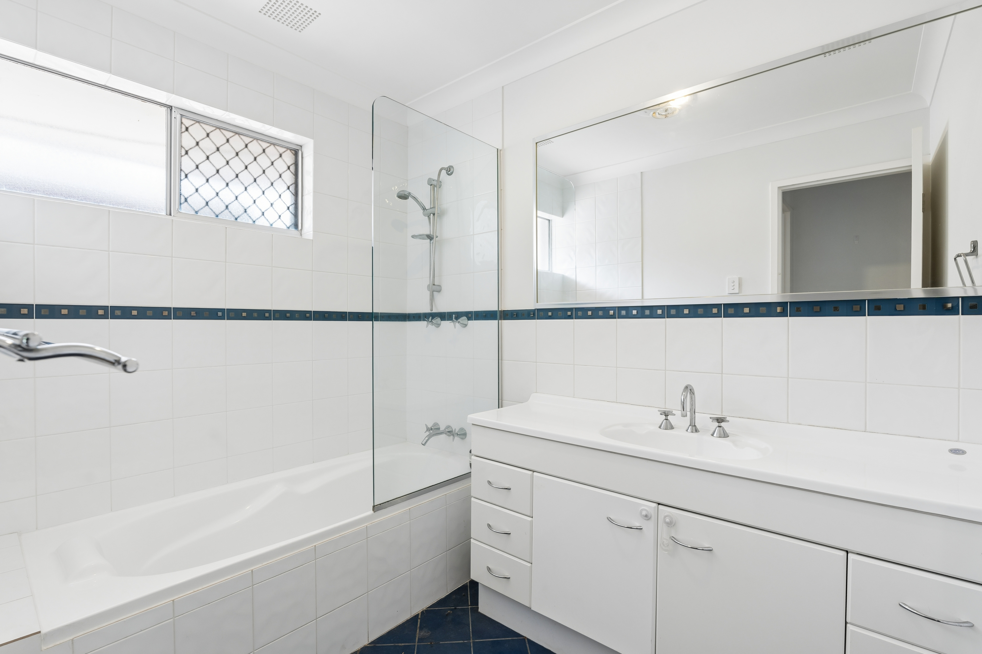 8 Ranleigh Way, GREENWOOD WA 6024, Greenwood - Thumbnail 5