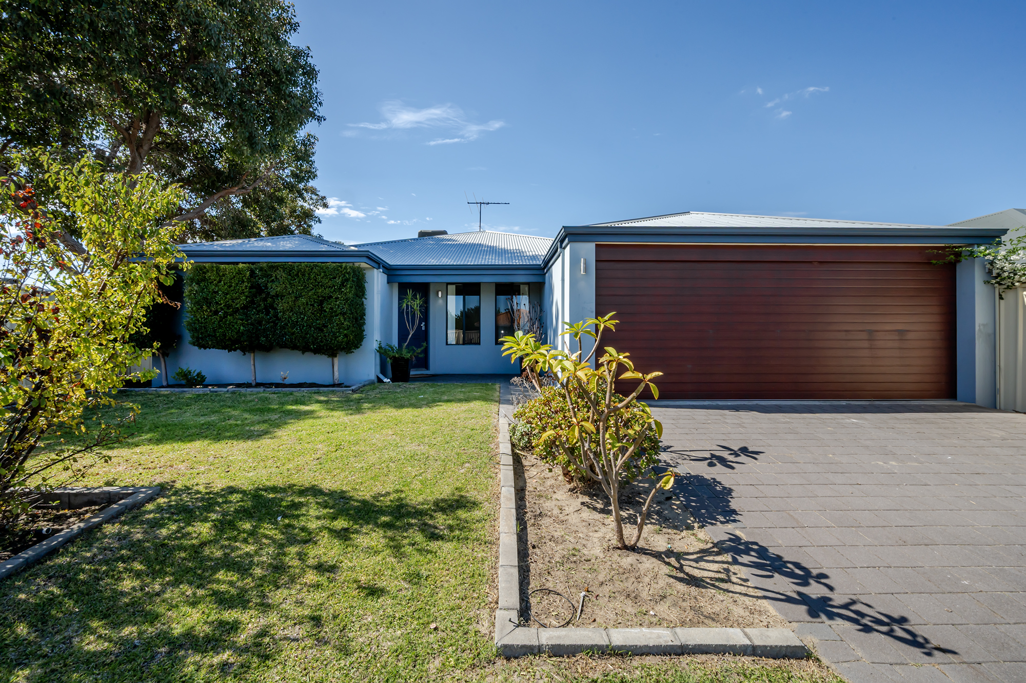 1 Rosea Way, BANKSIA GROVE WA 6031, Banksia Grove - Thumbnail 2