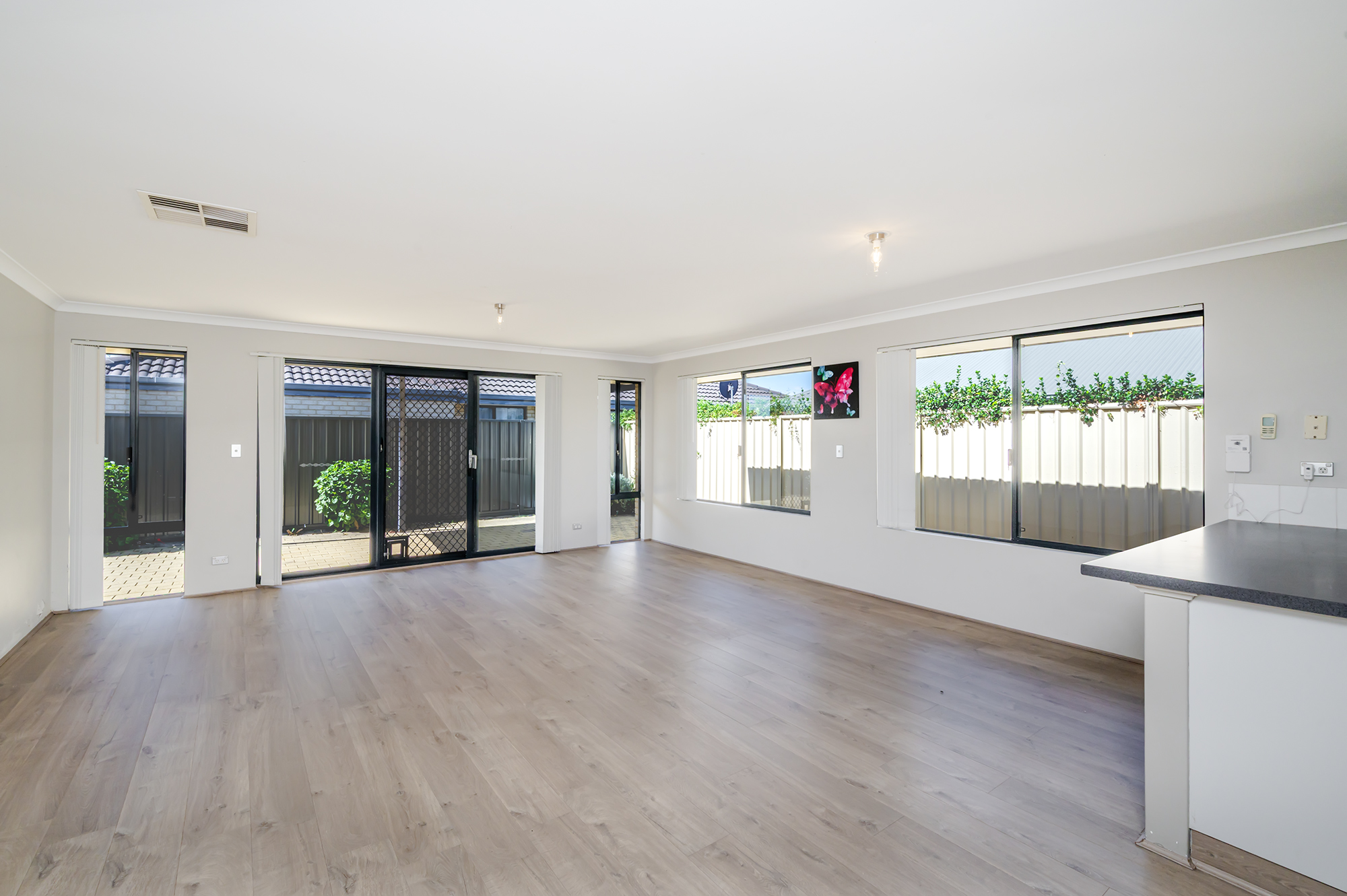 1 Rosea Way, BANKSIA GROVE WA 6031, Banksia Grove - Thumbnail 7