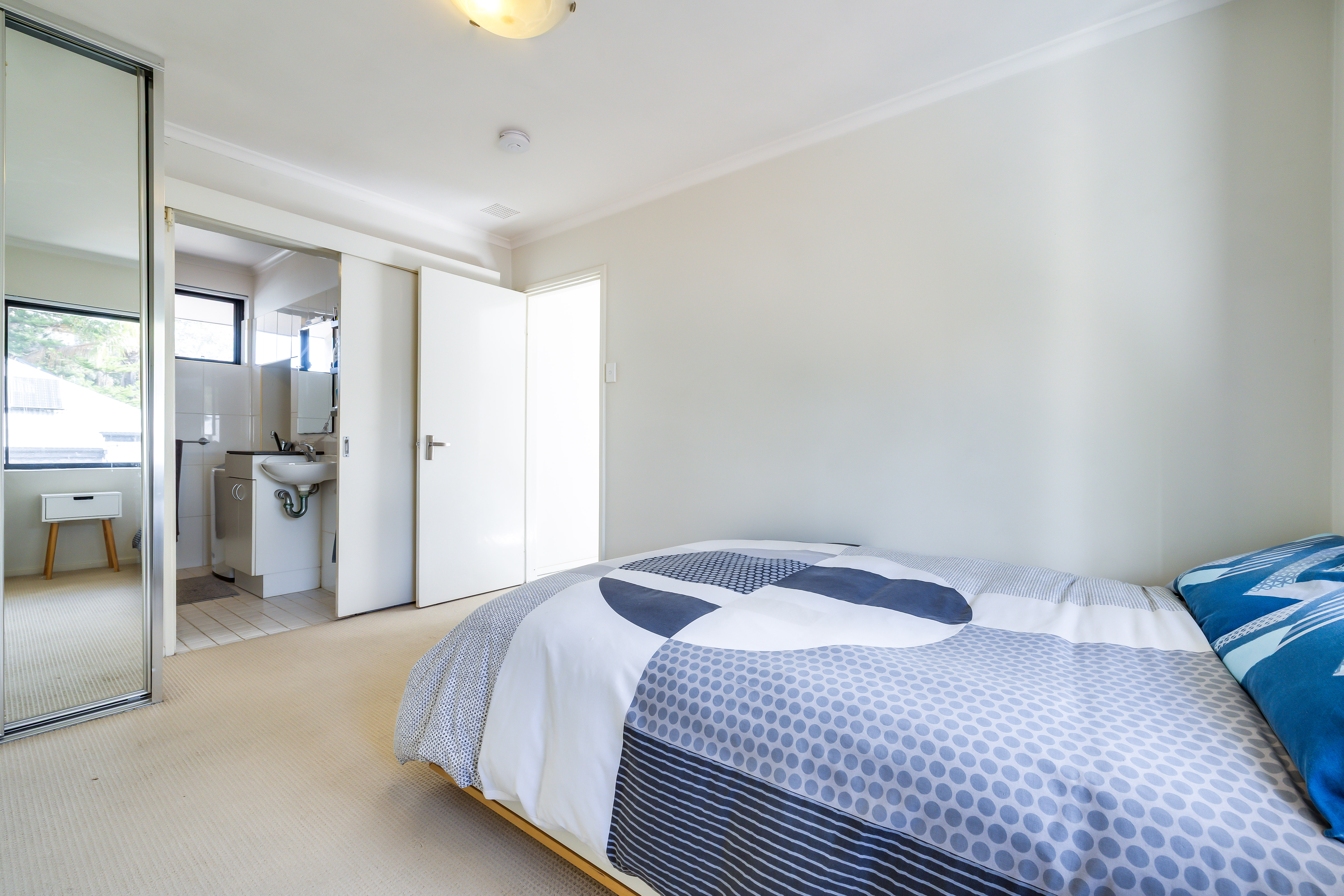 6/31 Charles Street, SOUTH PERTH WA 6151, Low-Maintenance Living In A Prime Pocket - Thumbnail 2