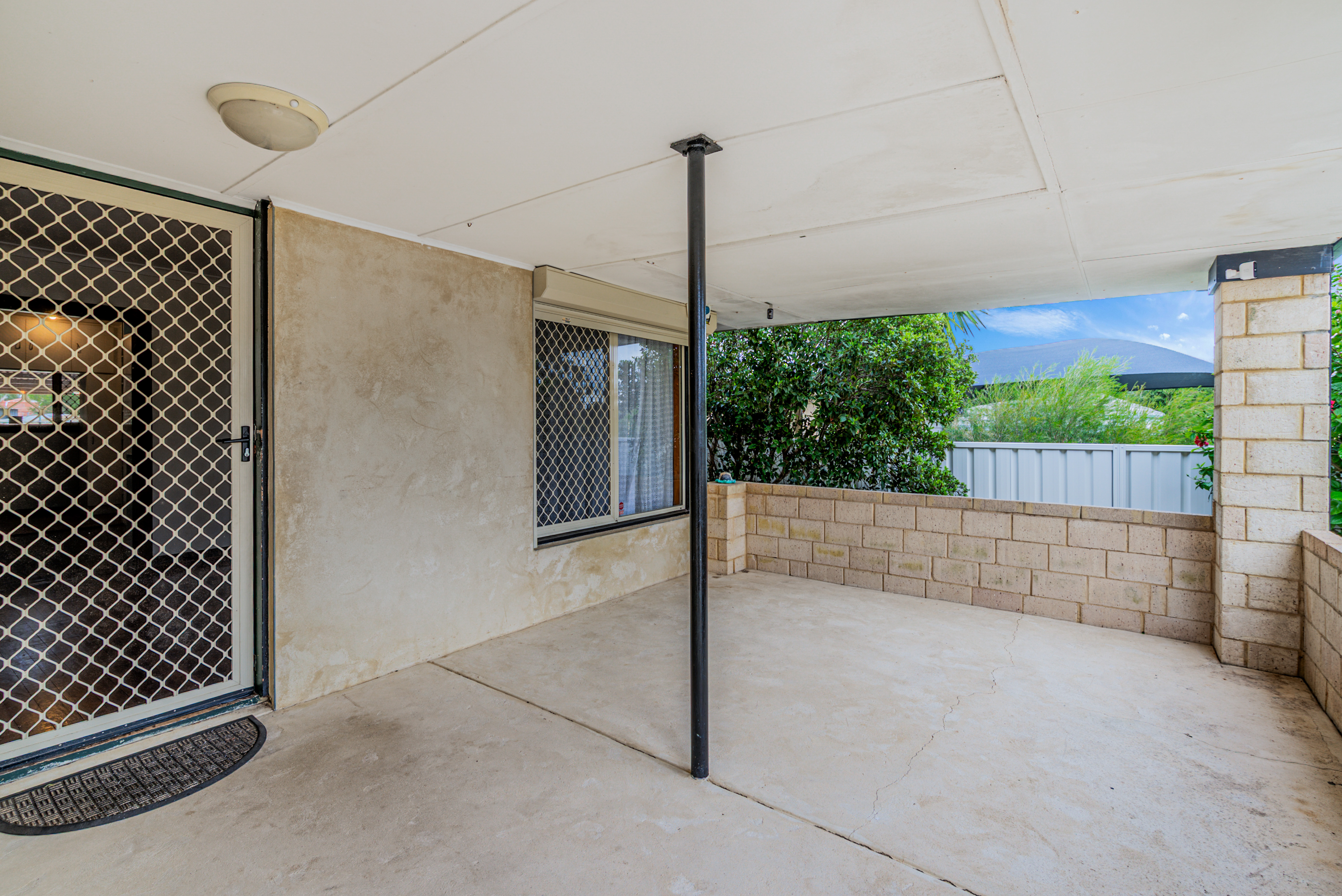 Solid Bones, Huge Potential, Prime Position, 8 Lecky Court, GIRRAWHEEN WA 6064, Girrawheen - Thumbnail 5