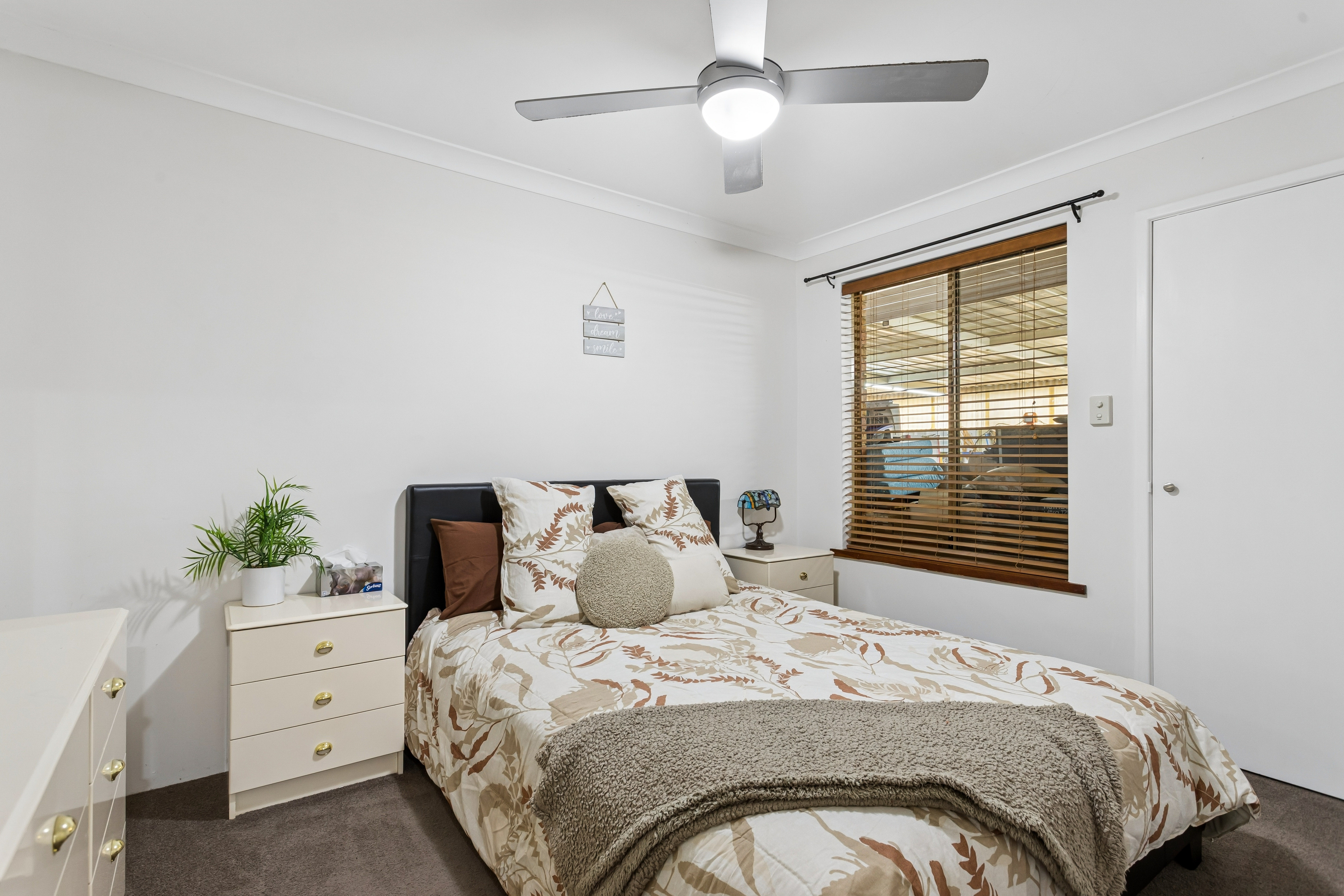 Your own private oasis in Marangaroo, 7 Burham Court, MARANGAROO WA 6064, Marangaroo - Thumbnail 7