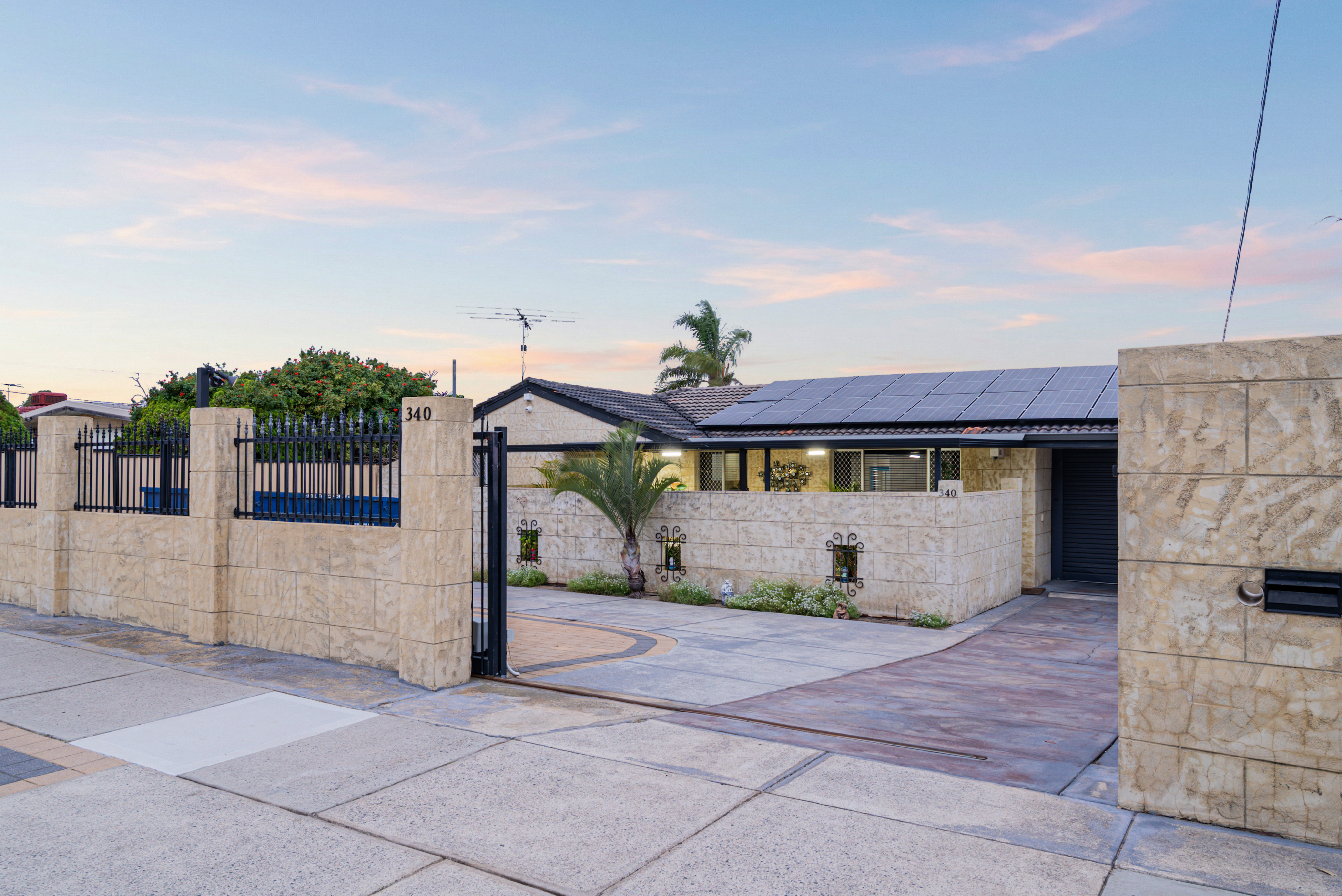 Big Tradie Dream, Big Block, Big Workshop., 340 Marangaroo Drive, KOONDOOLA WA 6064, Koondoola - Image 1