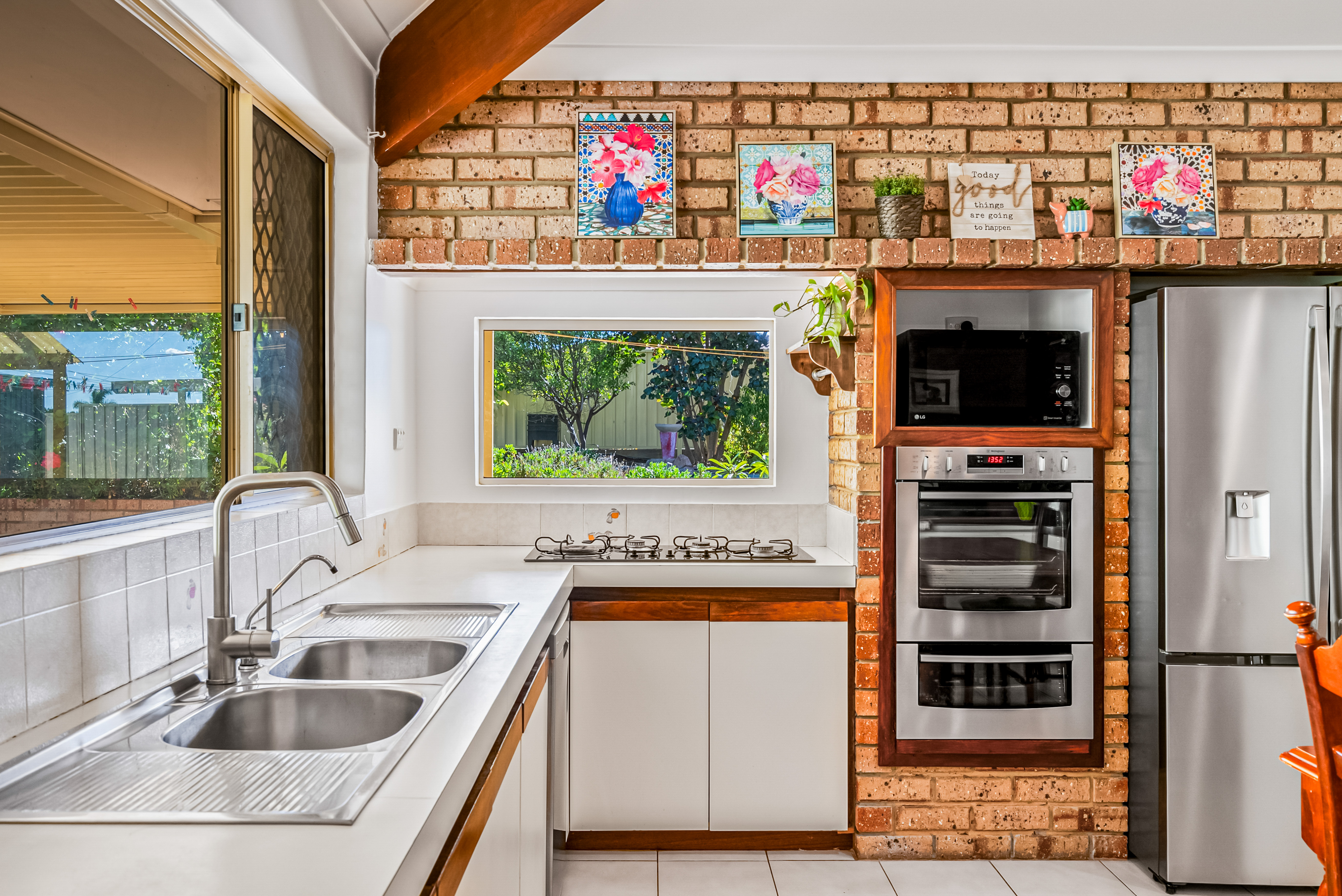 Coastal Charm on a Big Corner Block!, 2 Newquay Close, YANCHEP WA 6035, Yanchep - Thumbnail 3