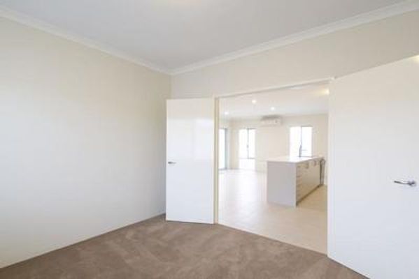 48 Malleefowl Way, ALKIMOS WA 6038, Alkimos - Thumbnail 4